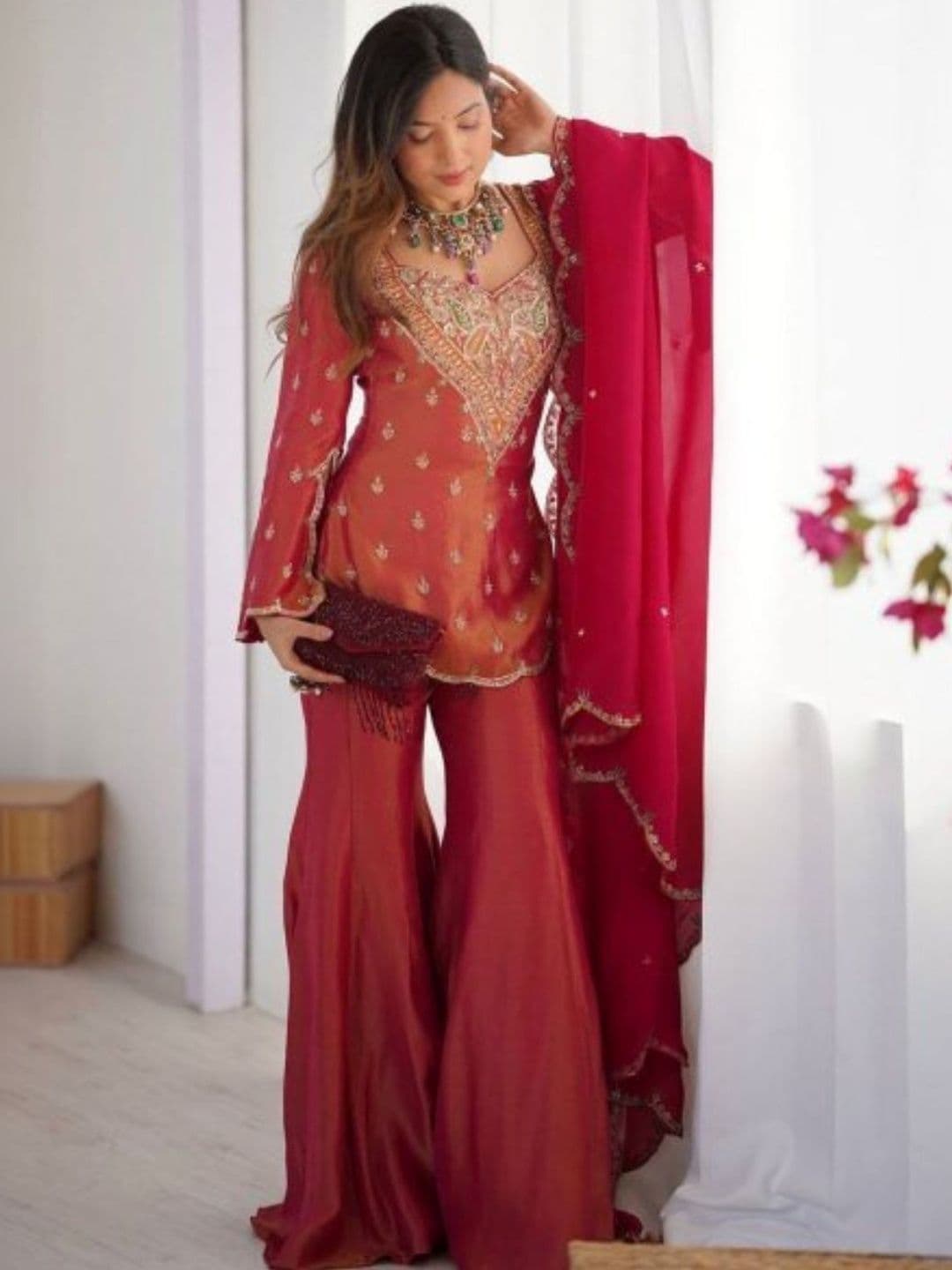 HERE&NOW X fwd Women Ethnic Motifs Embroidered Regular Thread Work Kurta with Sharara & With Dupatta thumbnail 6