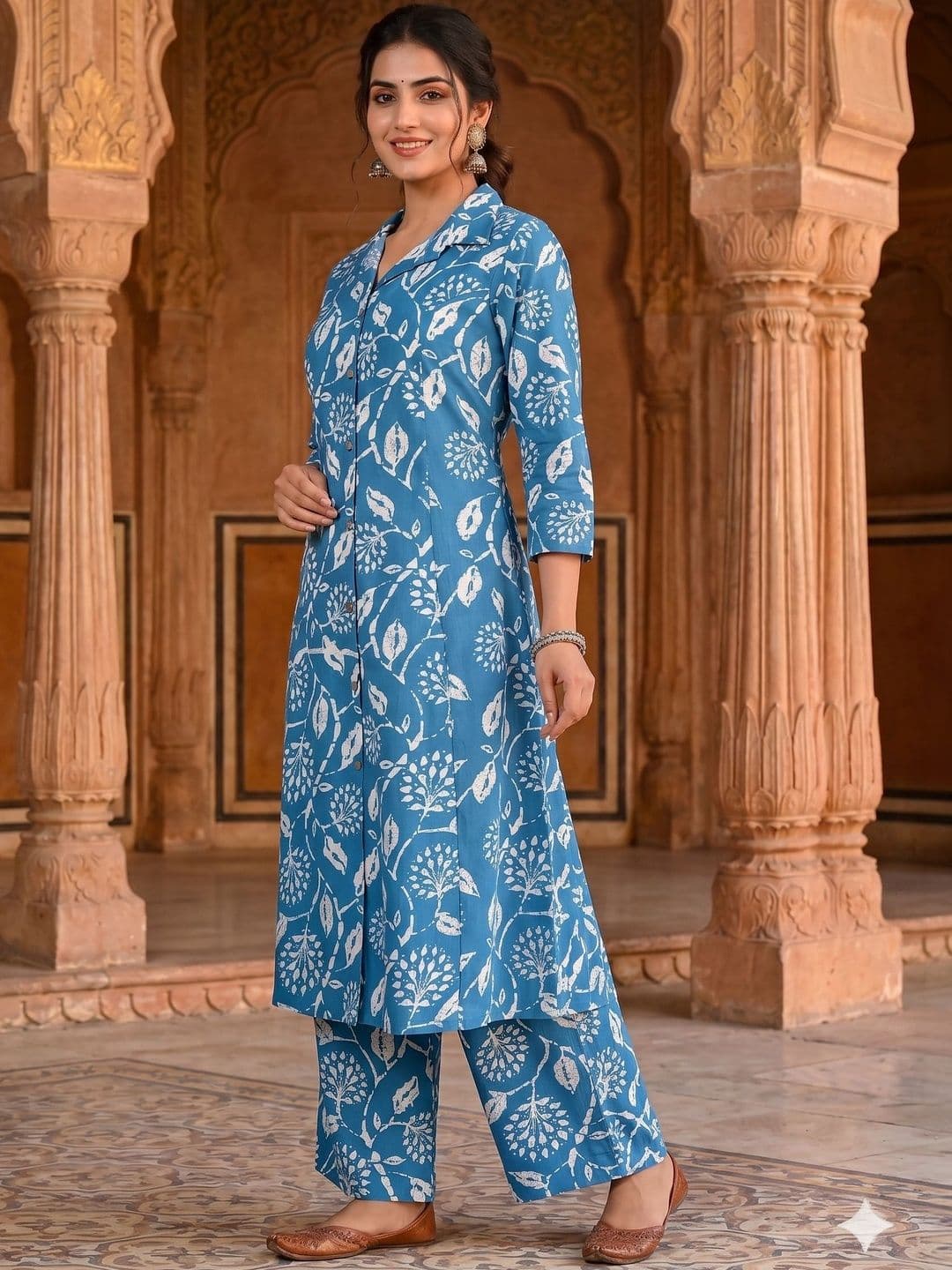 Bunkari Women Floral Printed Regular Pure Cotton Kurta with Palazzos thumbnail 6