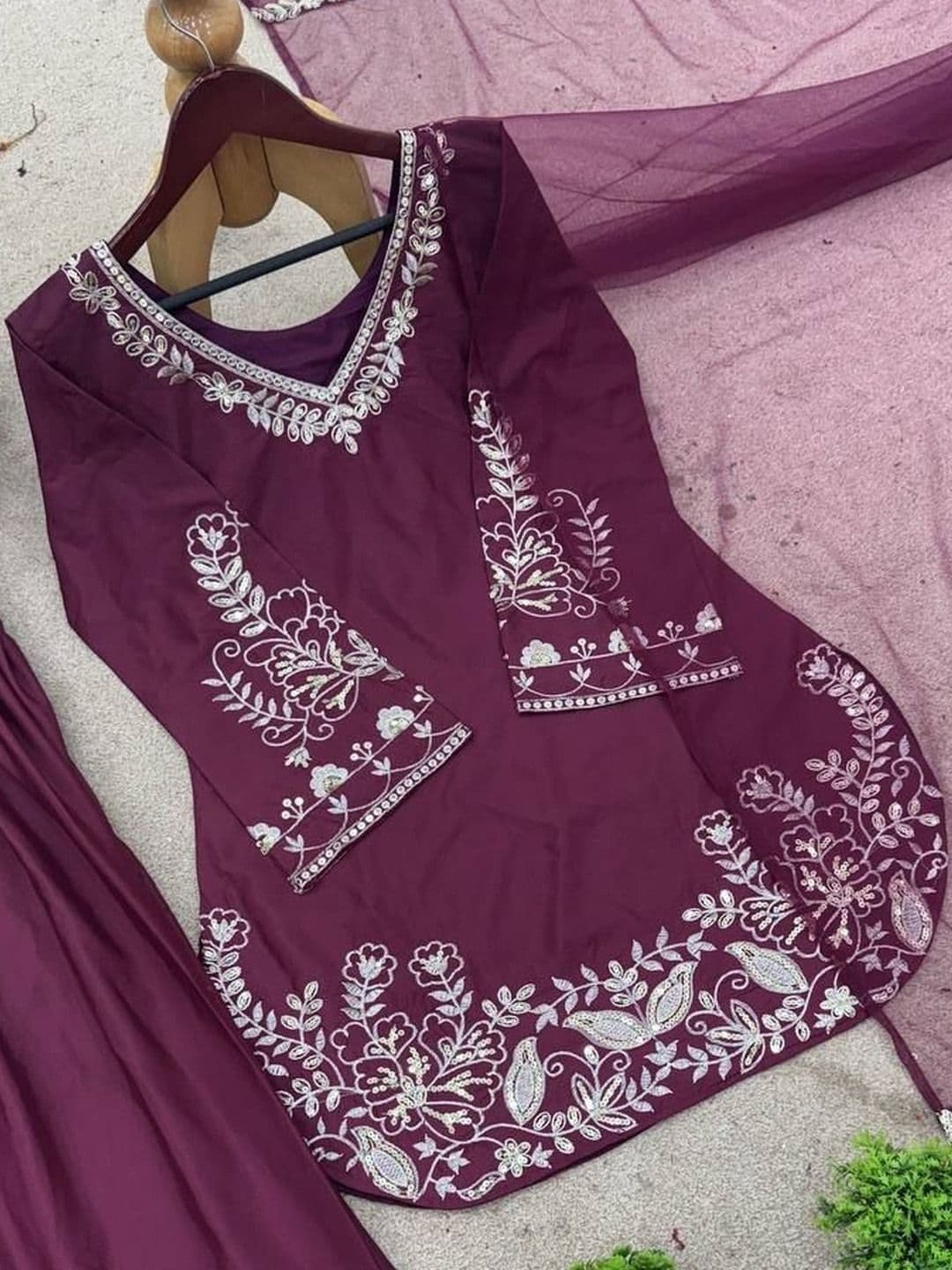Sangria Embroidered Silk Crepe V-Neck Kurta & Palazzos With Dupatta thumbnail 5