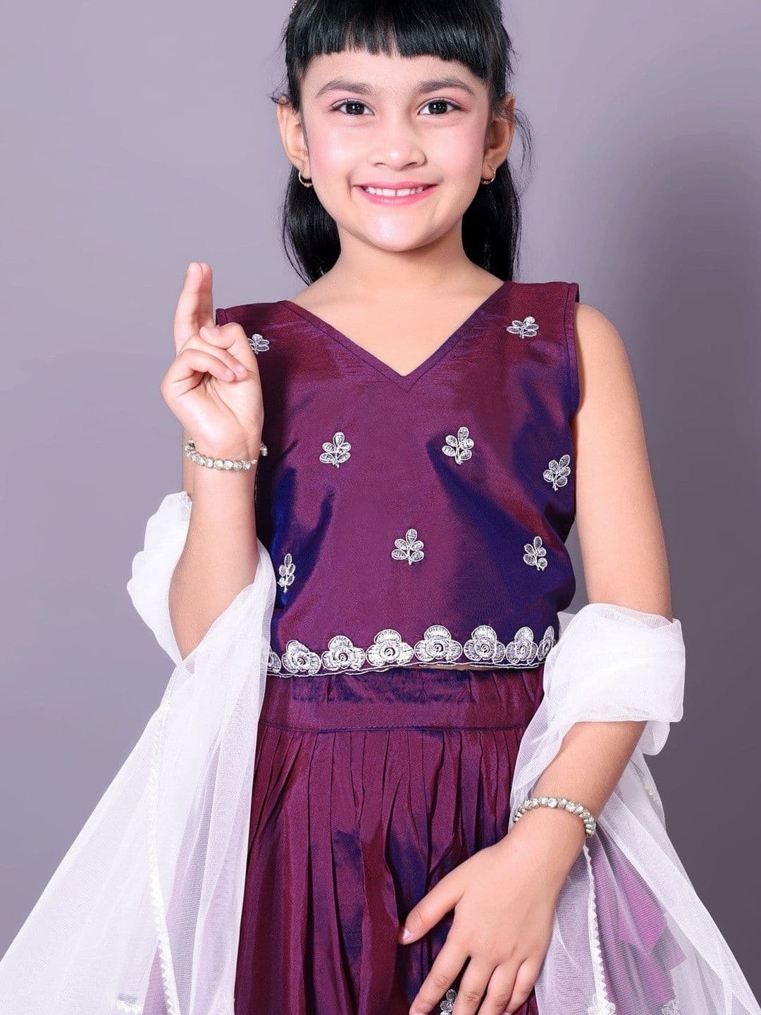 RJ ONLINE Girls Embellished Tie and Dye Ready to Wear Lehenga & thumbnail 4