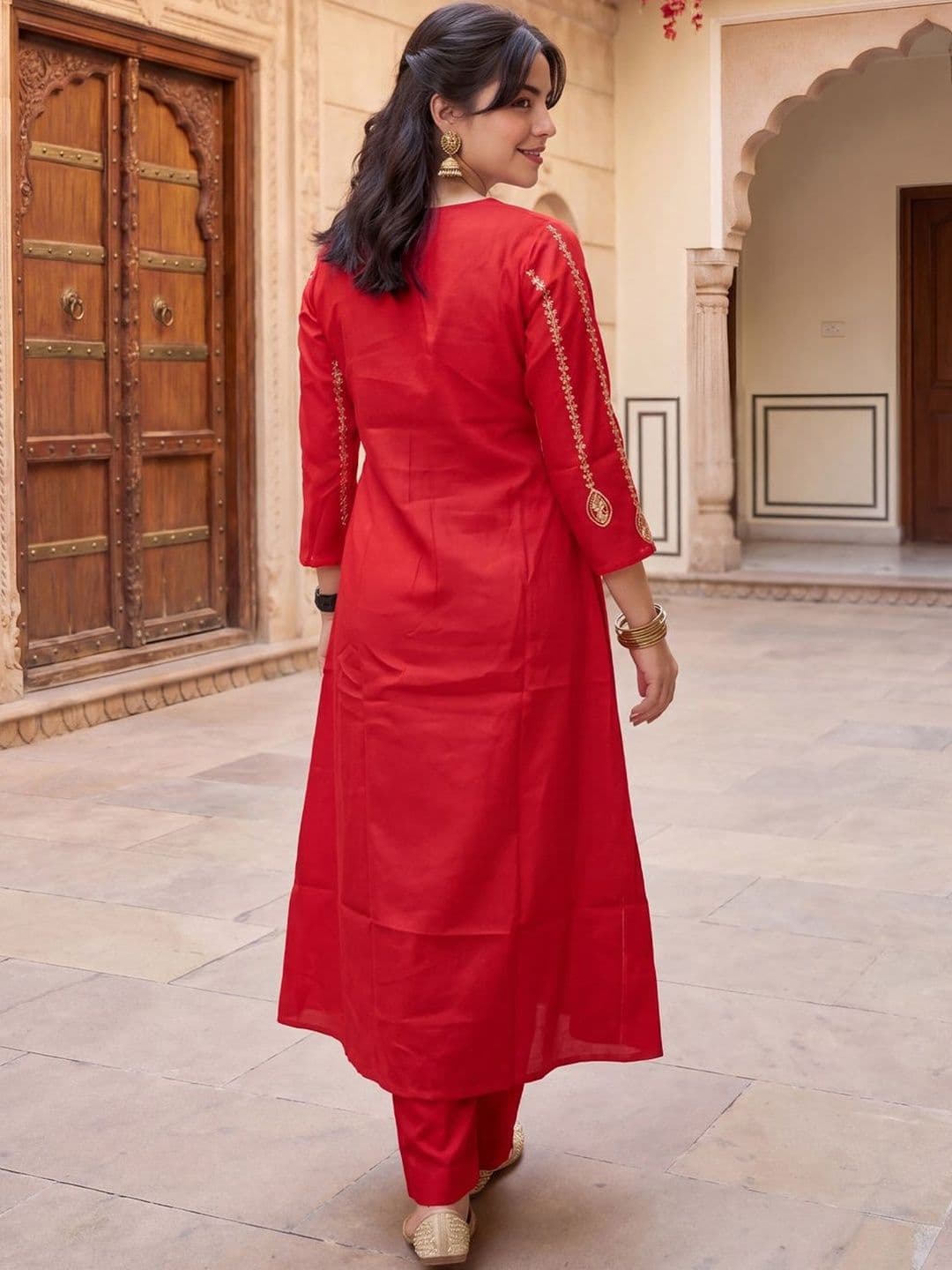 Indo Era Women Ethnic Motifs Embroidered Regular Thread Work Kurta with Trousers & With Dupatta thumbnail 6