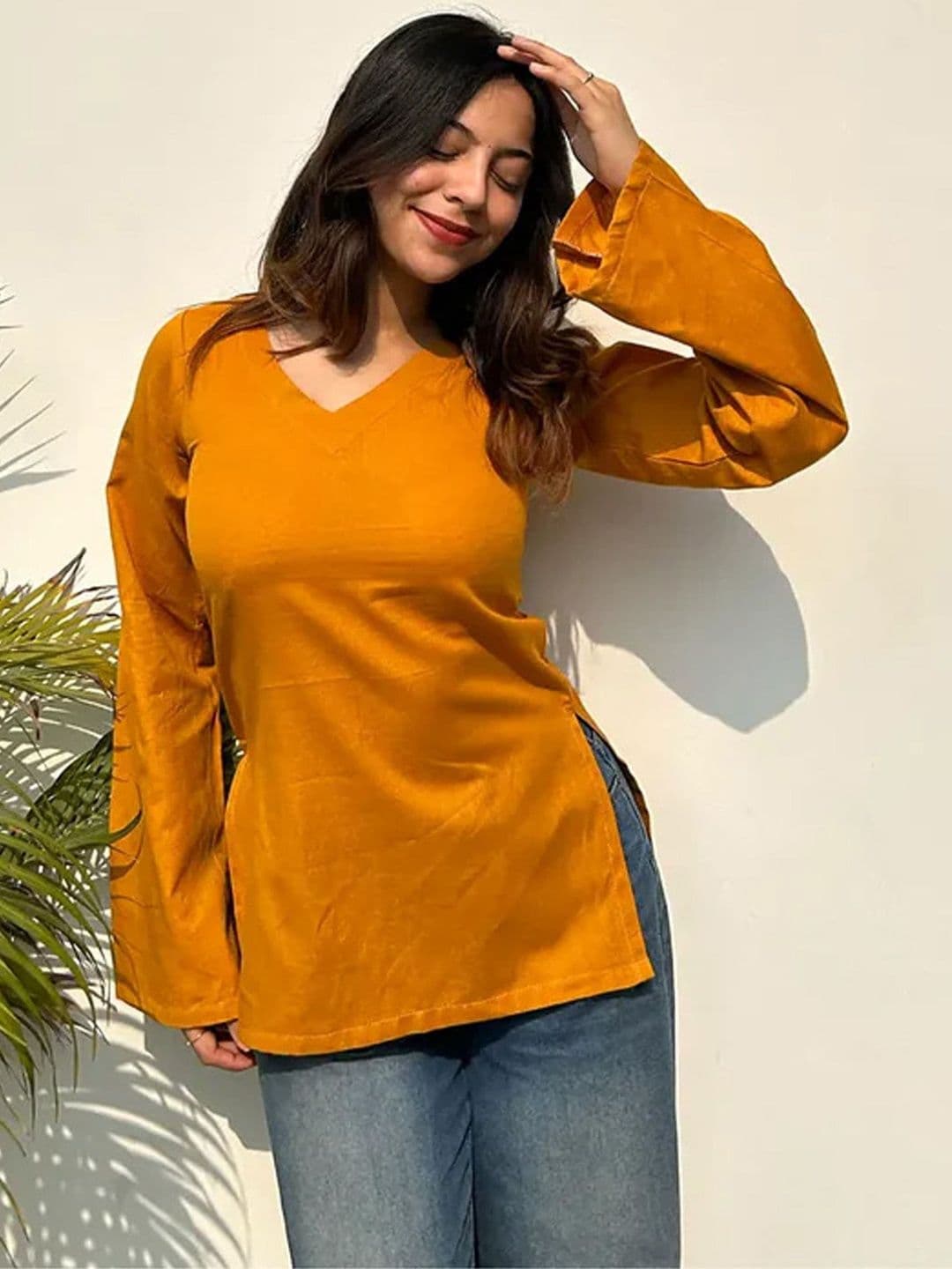 Light Daisy Women Cotton V-Neck Bell Sleeves Solid Kurta thumbnail 2