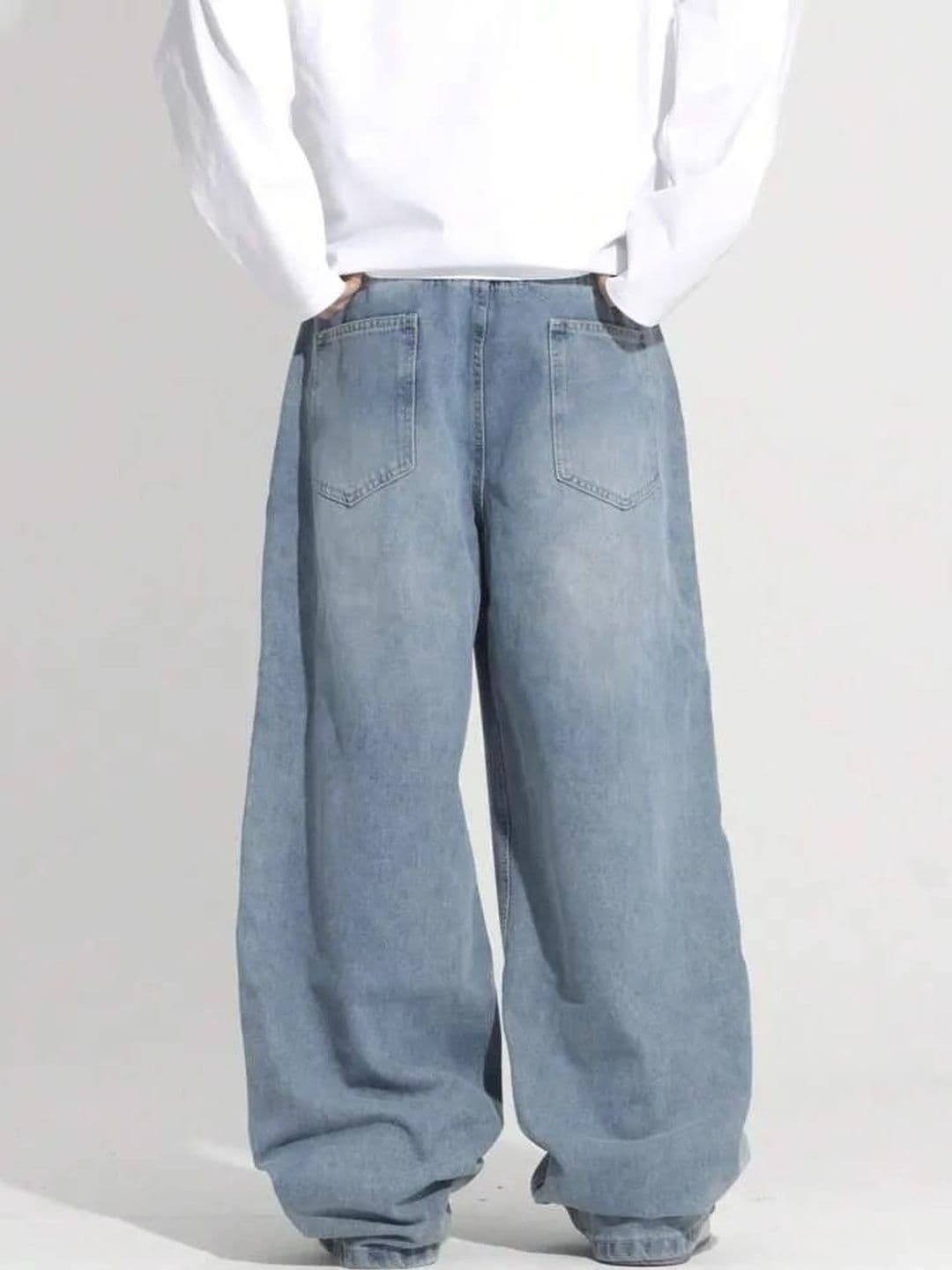 Kotty Men Relaxed Fit Low-Rise Light Denim Fade Jeans thumbnail 3