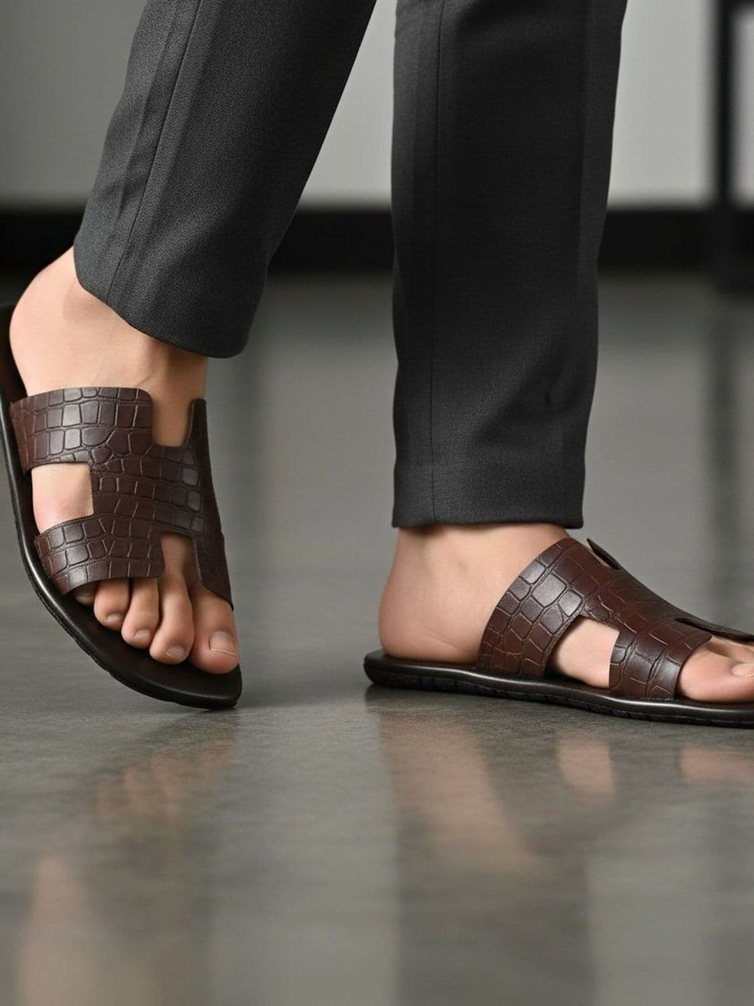 Mast & Harbour Men Slip-On - view 1