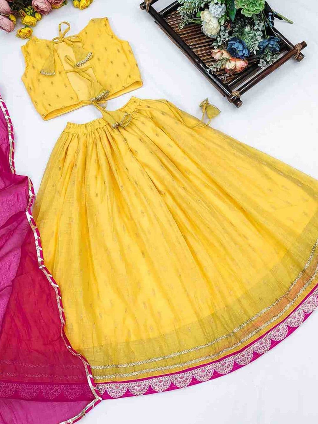 RJ ONLINE Girls Thread Work Tie and Dye Semi-Stitched Lehenga & Blouse With Dupatta thumbnail 3