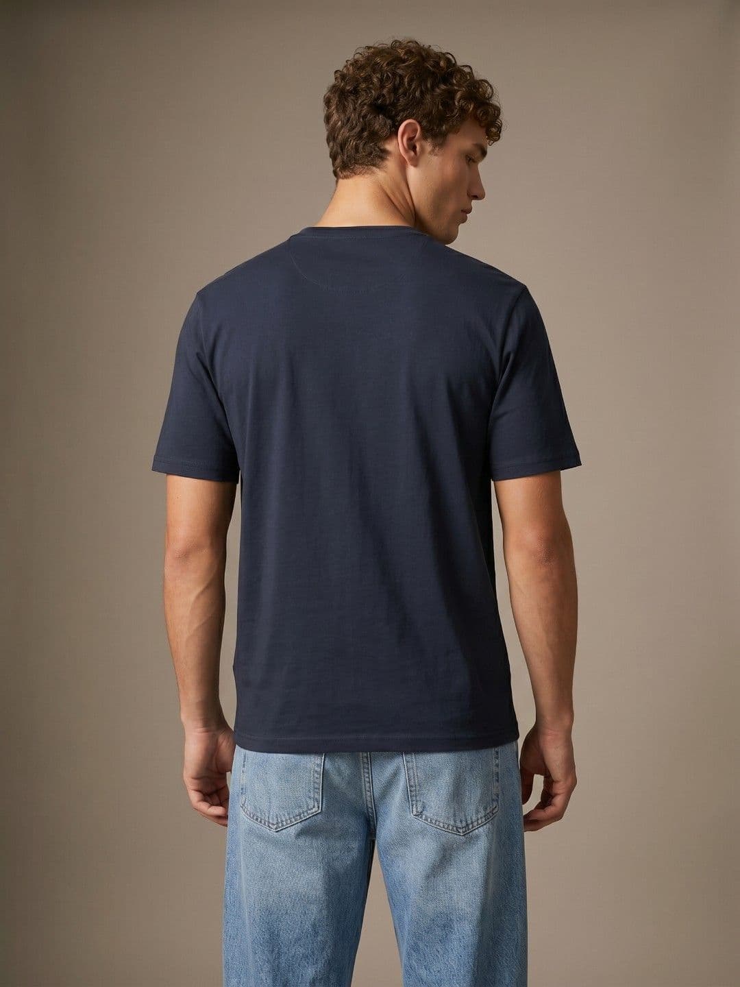 glitchez Men Graphic Printed T-shirt thumbnail 5
