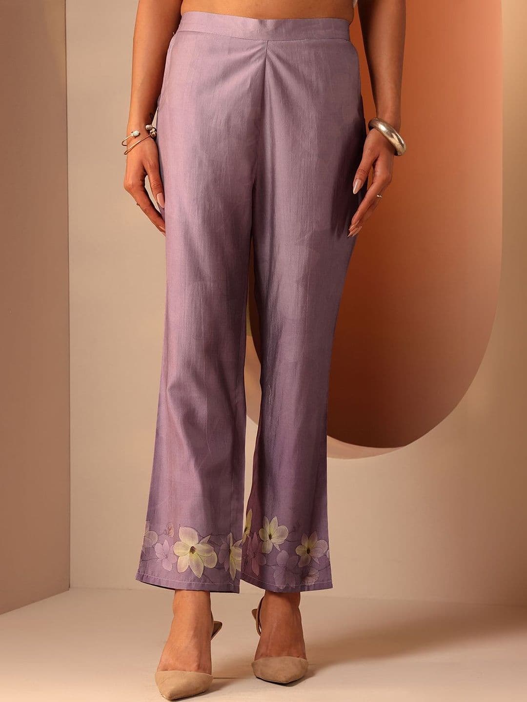 Libas Women Floral Printed Regular Thread Work Kurta with Trousers & With Dupatta thumbnail 3