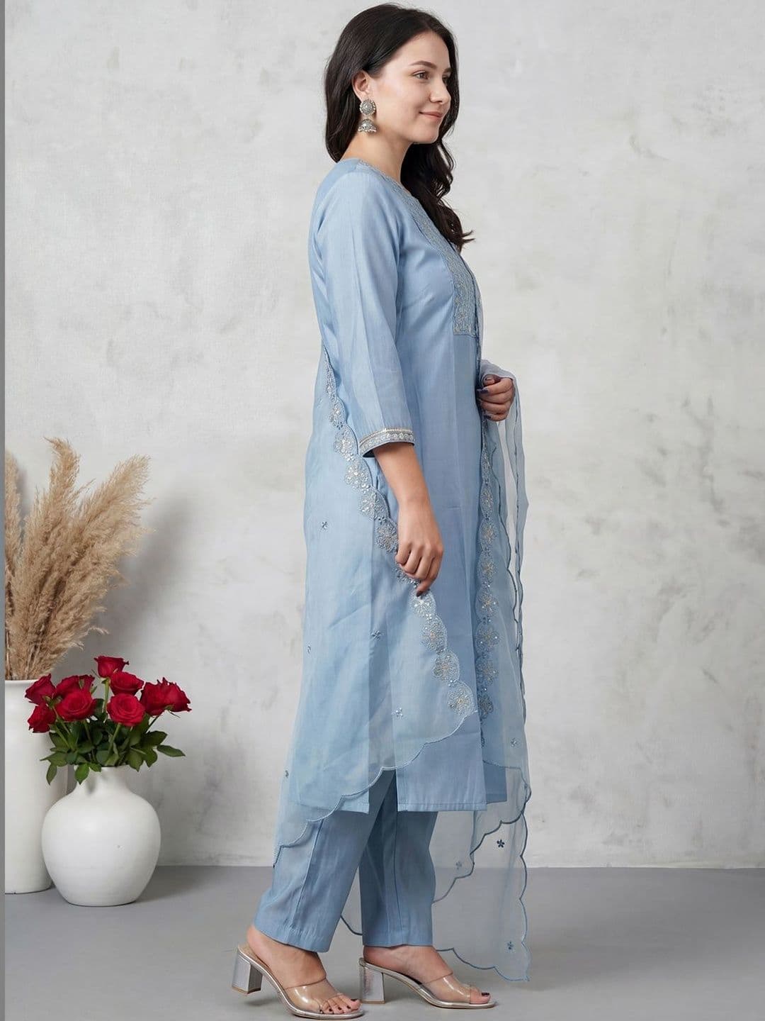 Indo Era Women Ethnic Motifs Embroidered Regular Thread Work Kurta with Trousers & With Dupatta thumbnail 3