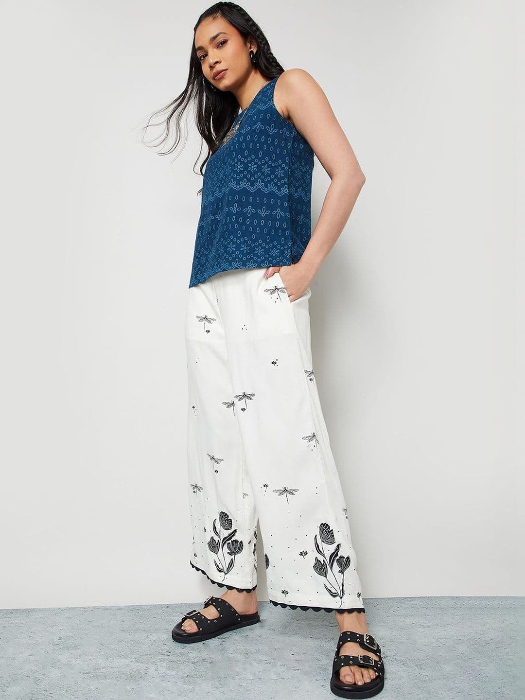 Colour Me by Melange Women Floral Printed Flared Ethnic Palazzos thumbnail 7