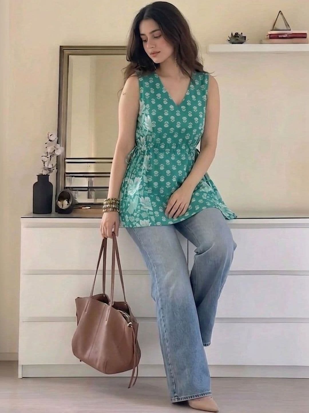 SAICHA Botanical Printed V-Neck Pure Cotton Handloom Kurti thumbnail 3