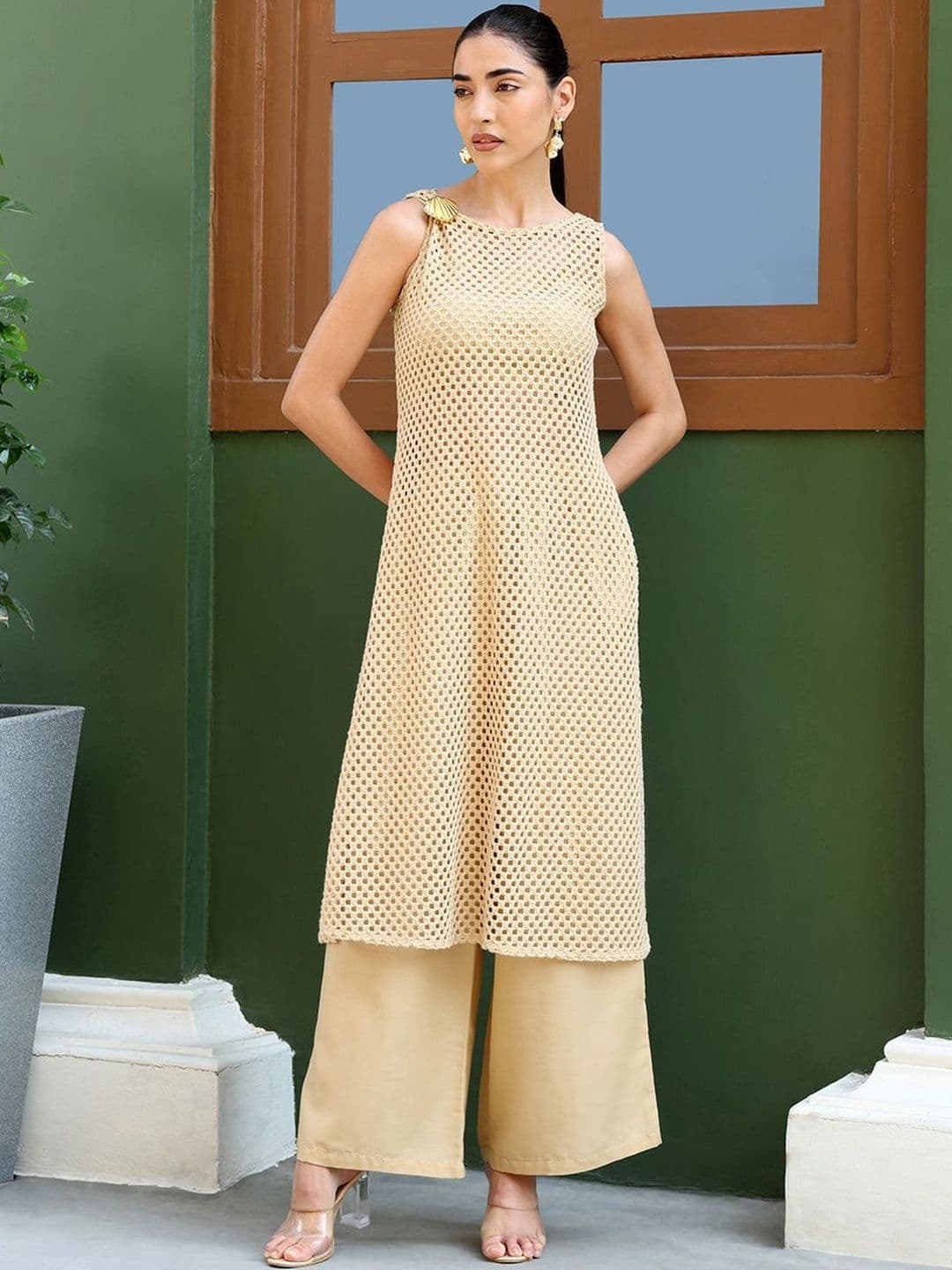 QISSA Women Regular Kurta with Palazzos thumbnail 5