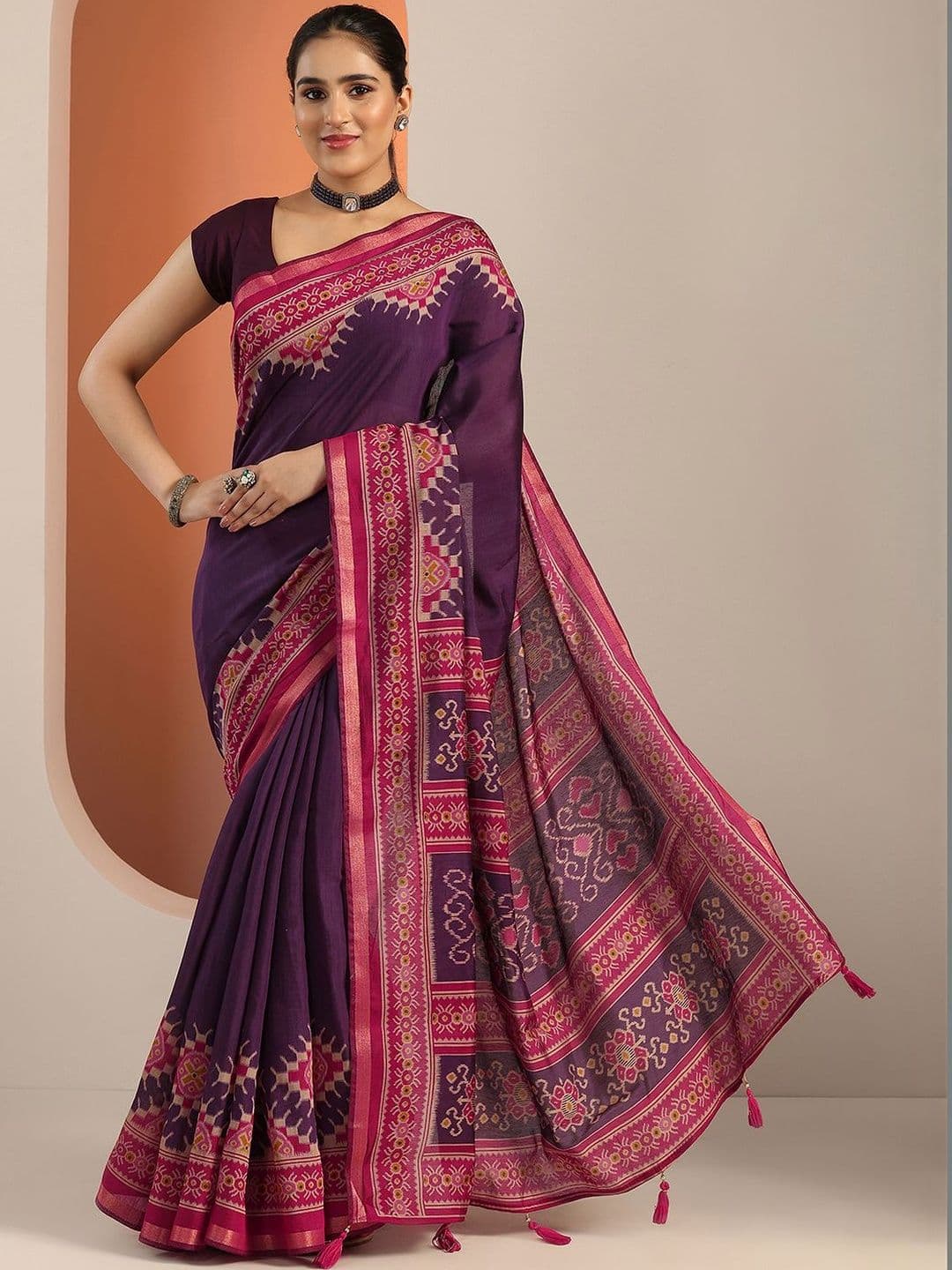 Libas Purple Solid Cotton Blend Saree With Unstitched Blouse Piece thumbnail 4