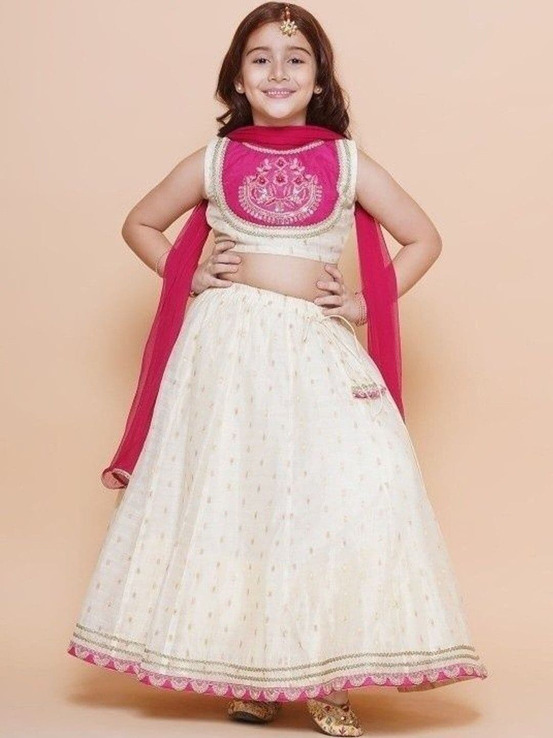 RJ ONLINE Girls Embellished Thread Work Tie and Dye Lehenga & Blouse With Dupatta - view 1