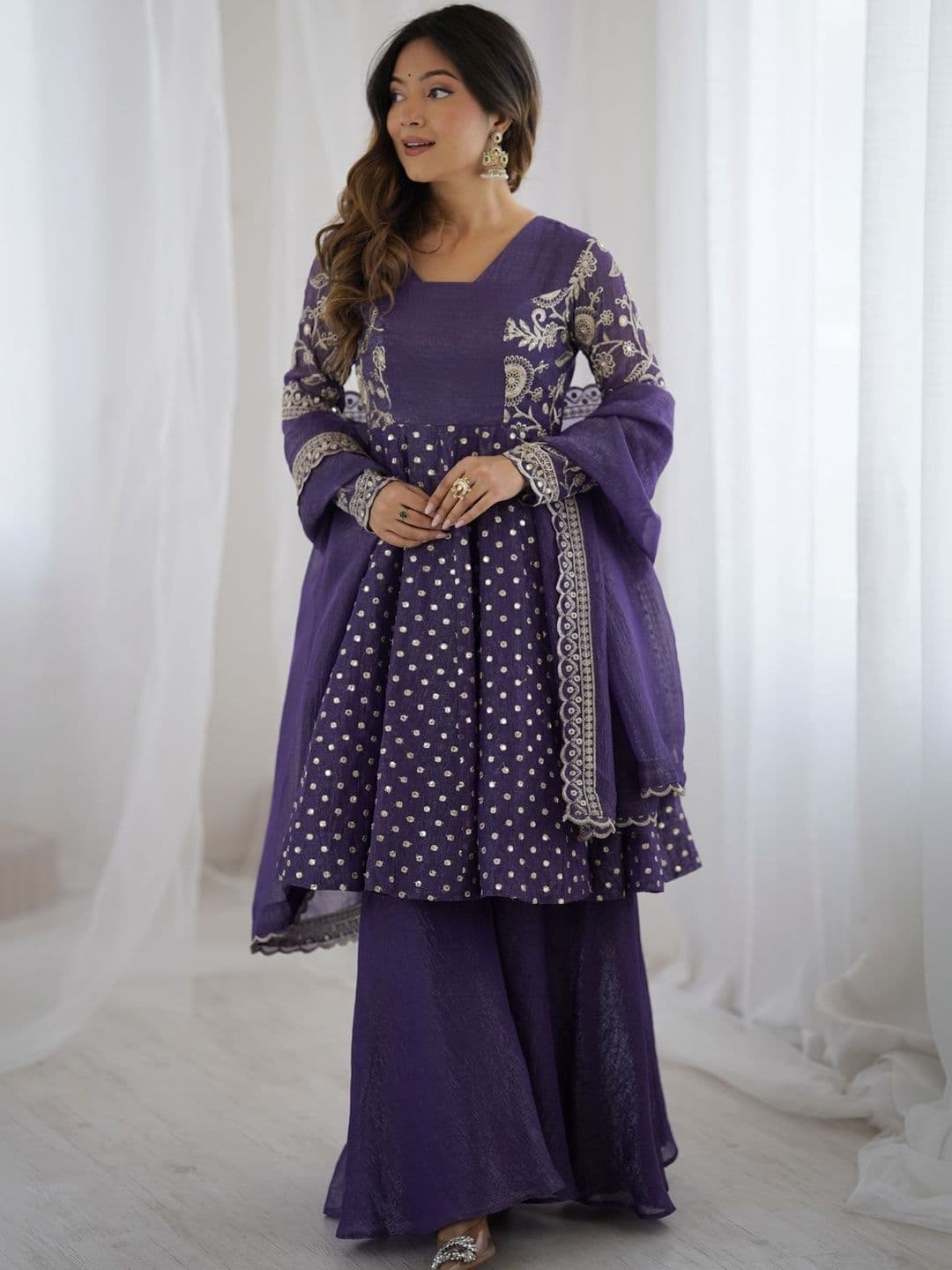 MARUTI VASTRAM Women Ethnic Motifs Printed Empire Thread Work Pure Silk Kurta with Sharara & With Dupatta thumbnail 2