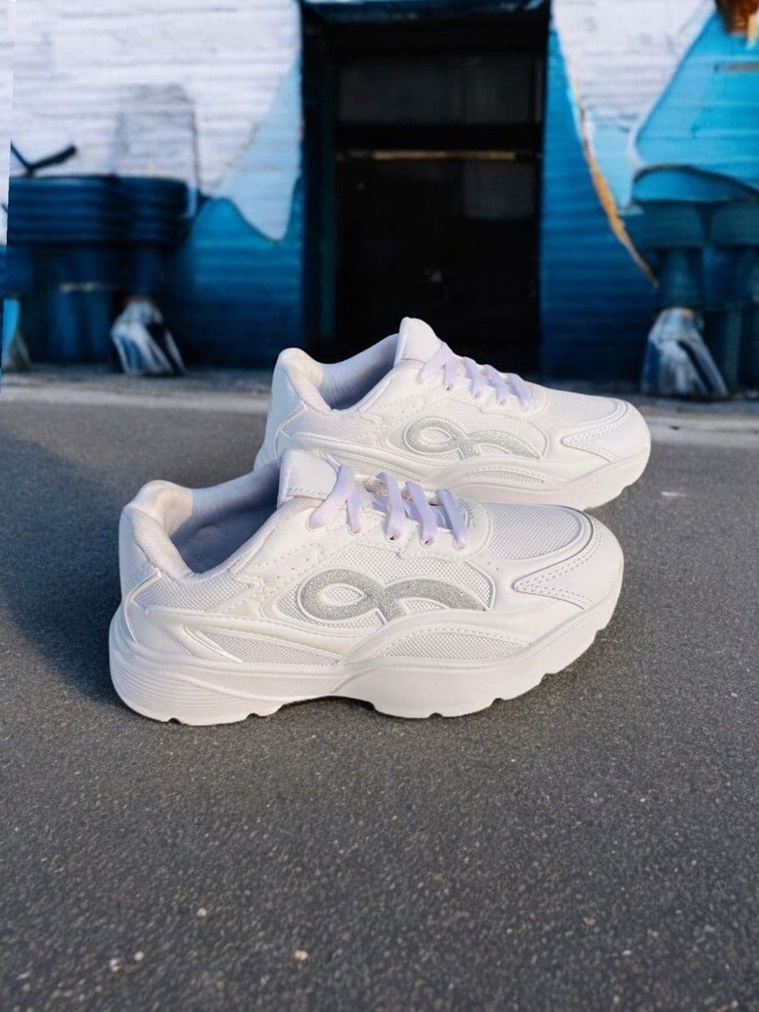 The Roadster Lifestyle Co Walking Non-Marking Sports Shoes thumbnail 4