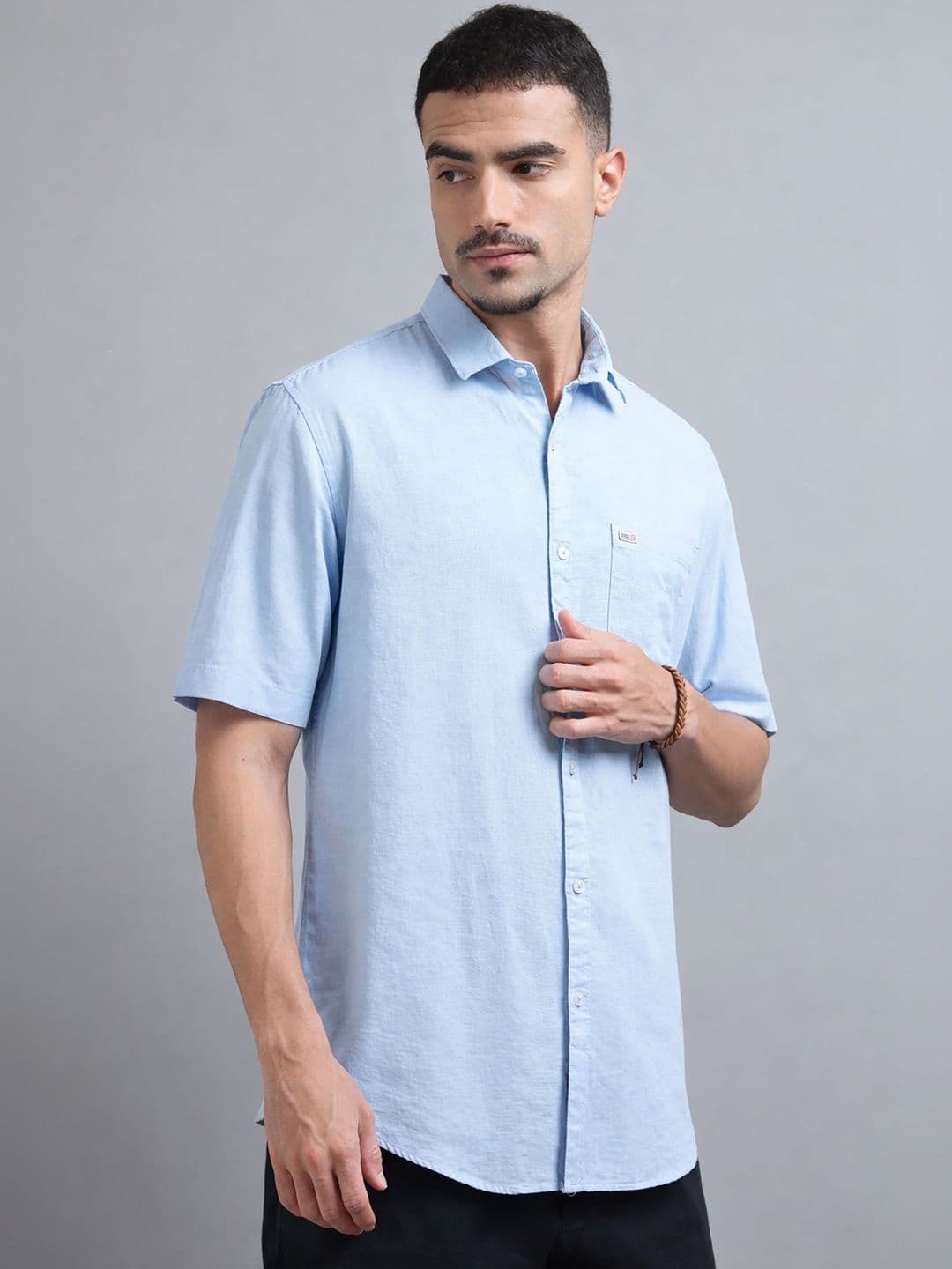U.S. PITCHERS Men's Regular Fit Casual Shirt with Curved Hem thumbnail 4