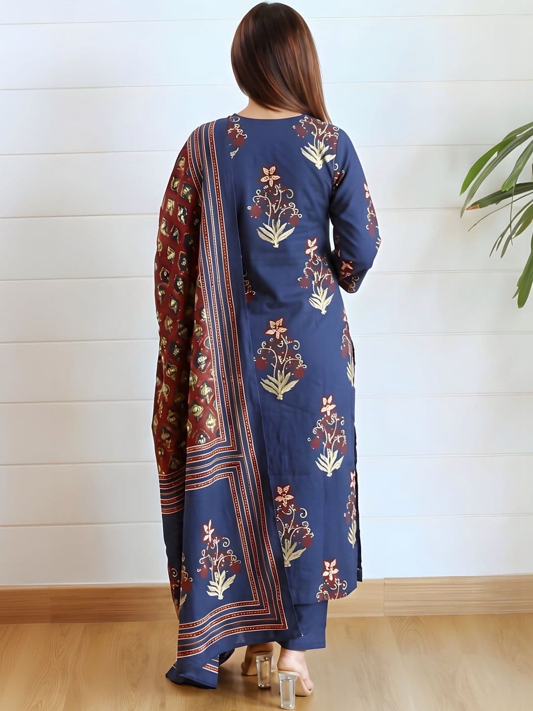 Moda Rapido Women Floral Printed Regular Kurta with Trousers & With Dupatta thumbnail 5