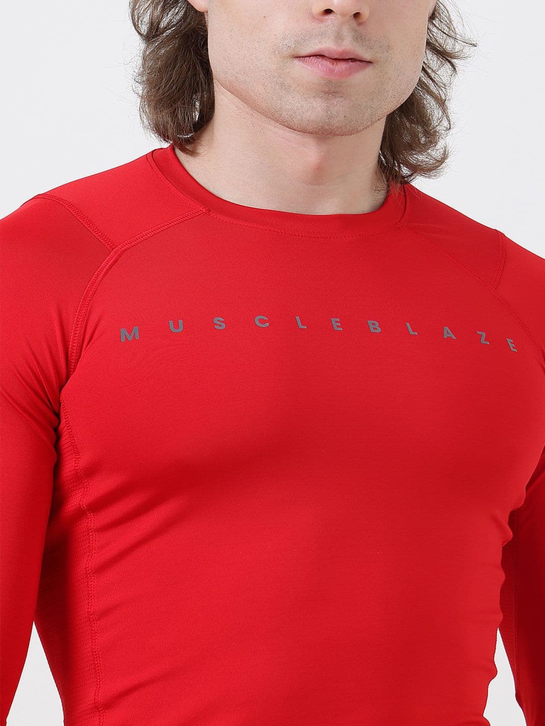 MuscleBlaze Unisex Brand Logo Printed Round Neck Compression T-shirt thumbnail 6