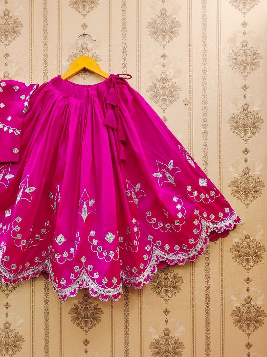 Sangria Girls Printed V-Neck Flared Lehenga Choli thumbnail 4