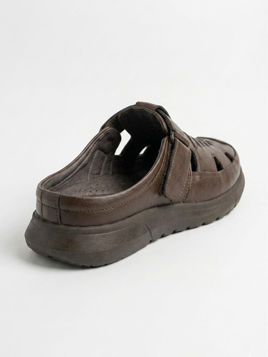 The Roadster Lifestyle Co Men Slip-On Fisherman Sandals thumbnail 3