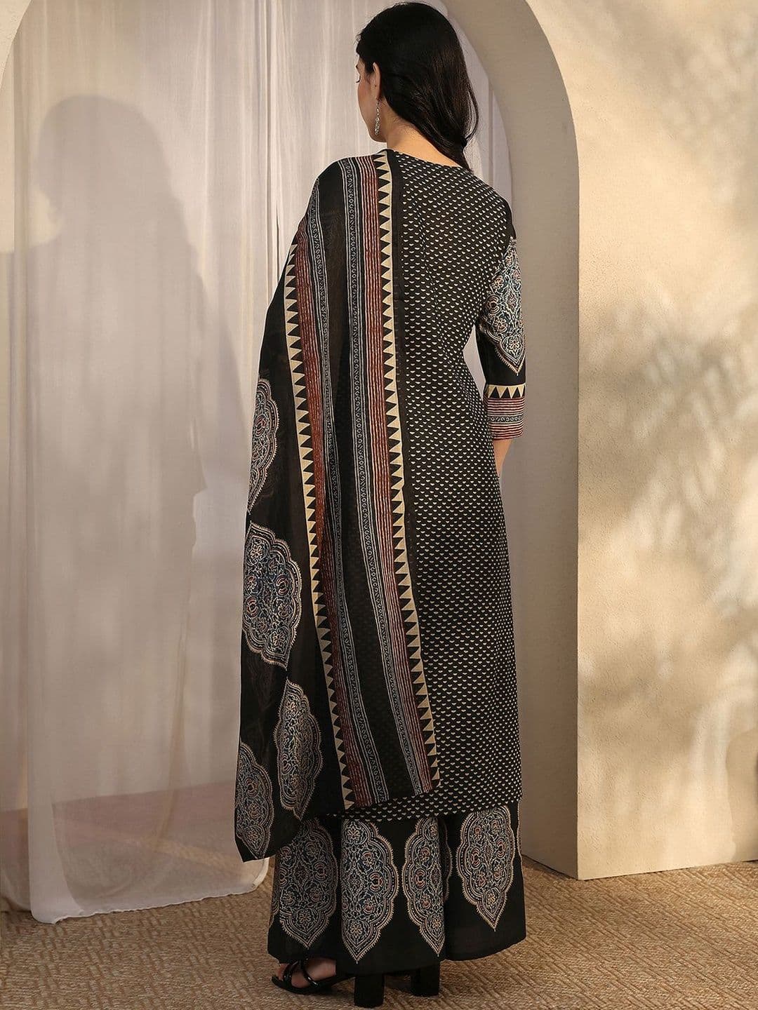 Libas Women Ethnic Motifs Printed Regular Kurta with Palazzos & With Dupatta thumbnail 6