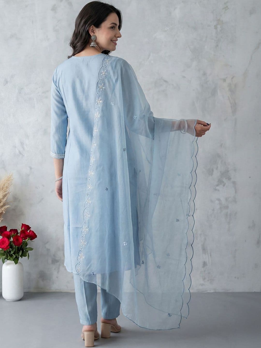 Indo Era Women Ethnic Motifs Embroidered Regular Thread Work Kurta with Trousers & With Dupatta thumbnail 6