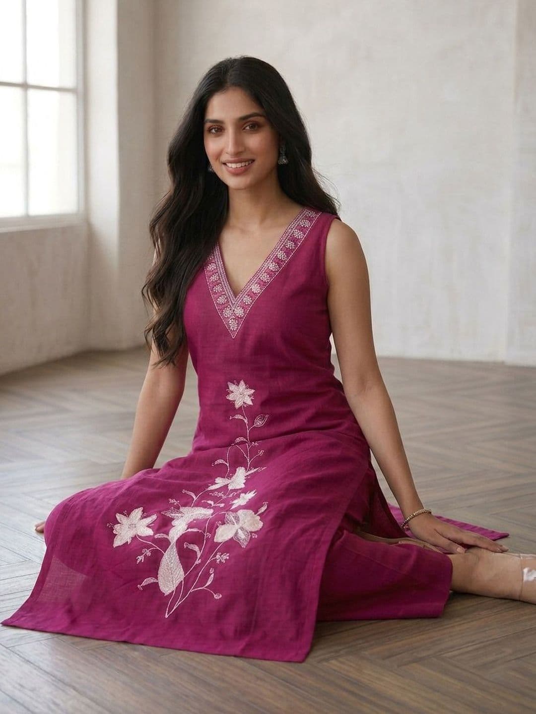 HERE&NOW Women Ethnic Motifs Embroidered Regular Thread Work Kurta with Trousers thumbnail 3