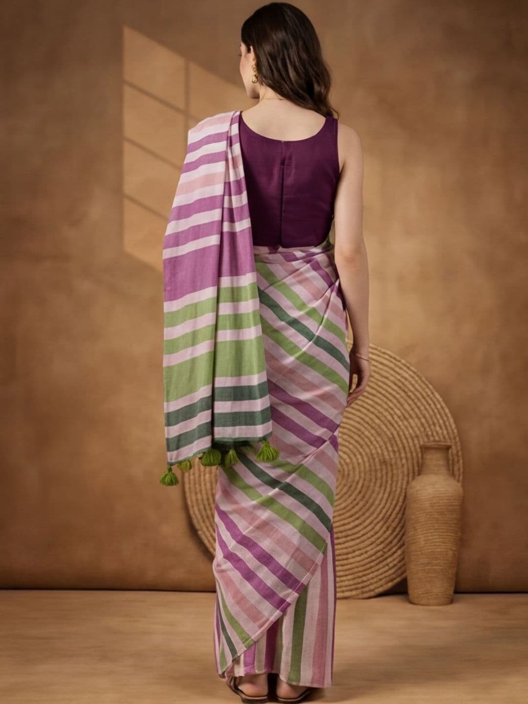 Jaipur Kurti Striped Pure Linen Saree thumbnail 5