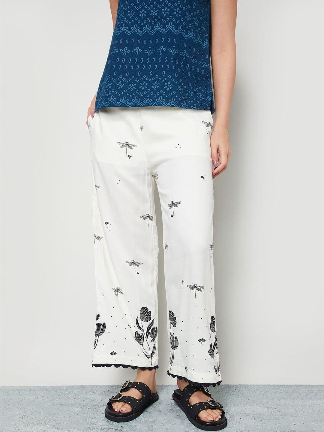 Colour Me by Melange Women Floral Printed Flared Ethnic Palazzos thumbnail 6