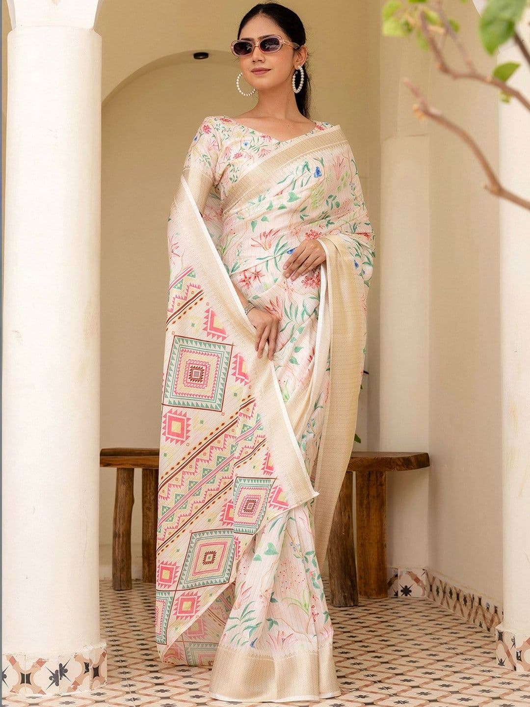 Sangria Printed Ready to Wear Saree With Blouse Piece thumbnail 2