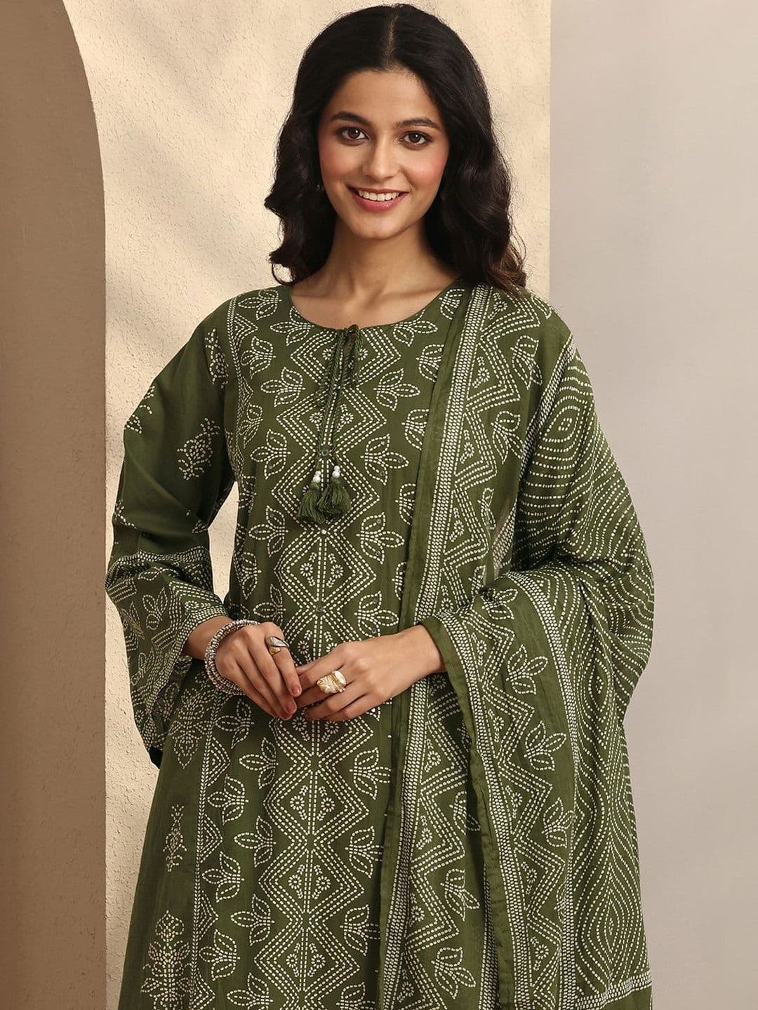 Libas Women Ethnic Motifs Printed Regular Kurta with Palazzos & With Dupatta thumbnail 5