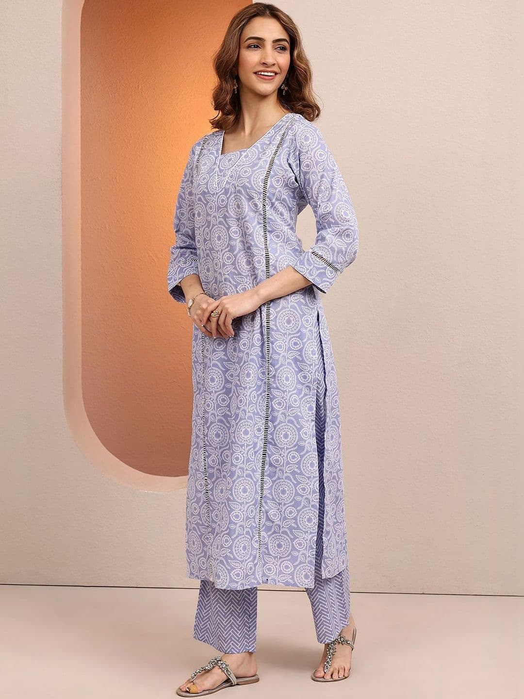 Libas Women Ethnic Motifs Printed Regular Kurta with Trousers & With Dupatta thumbnail 7
