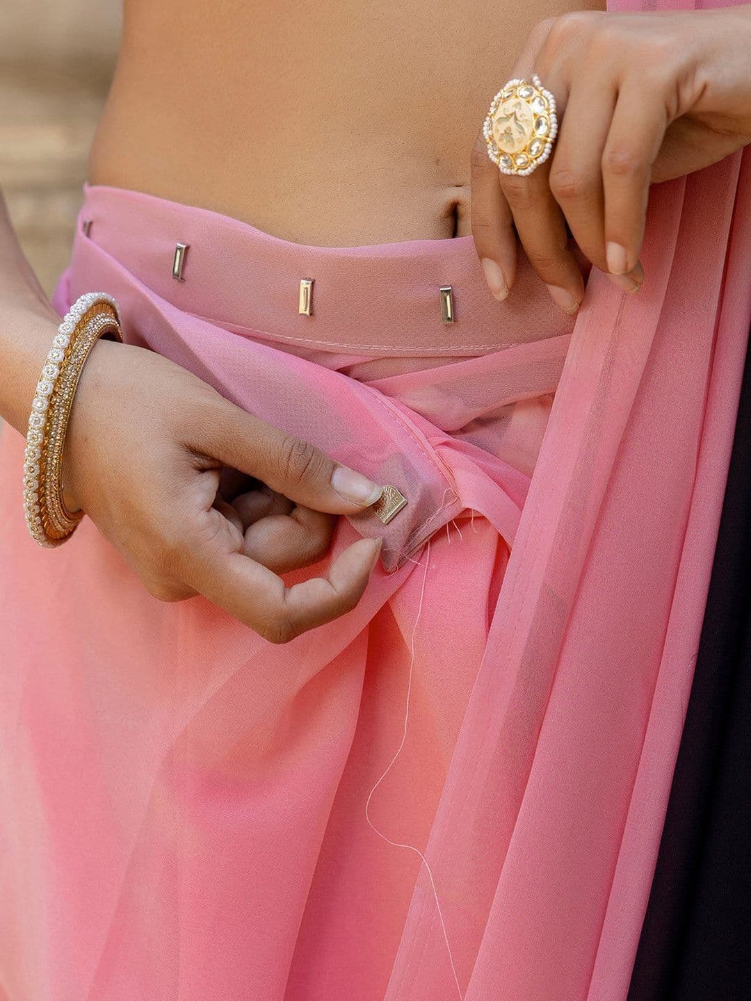 Sangria Colourblocked Ready to Wear Saree Blouse thumbnail 5