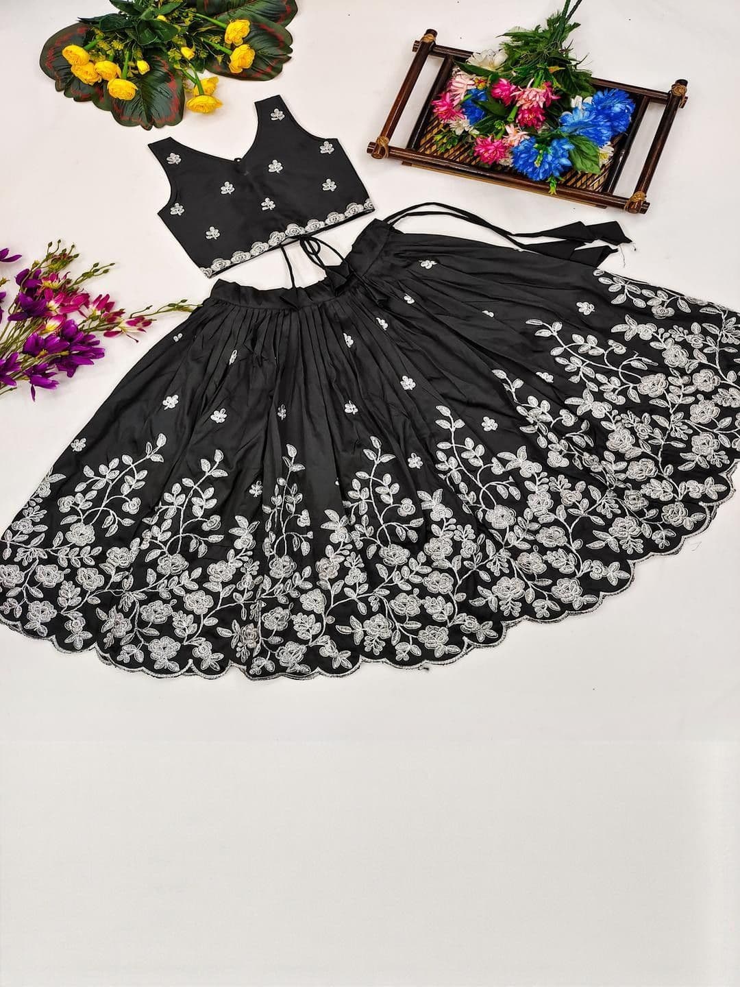 RJ ONLINE Embellished Silk Lehenga Choli thumbnail 3