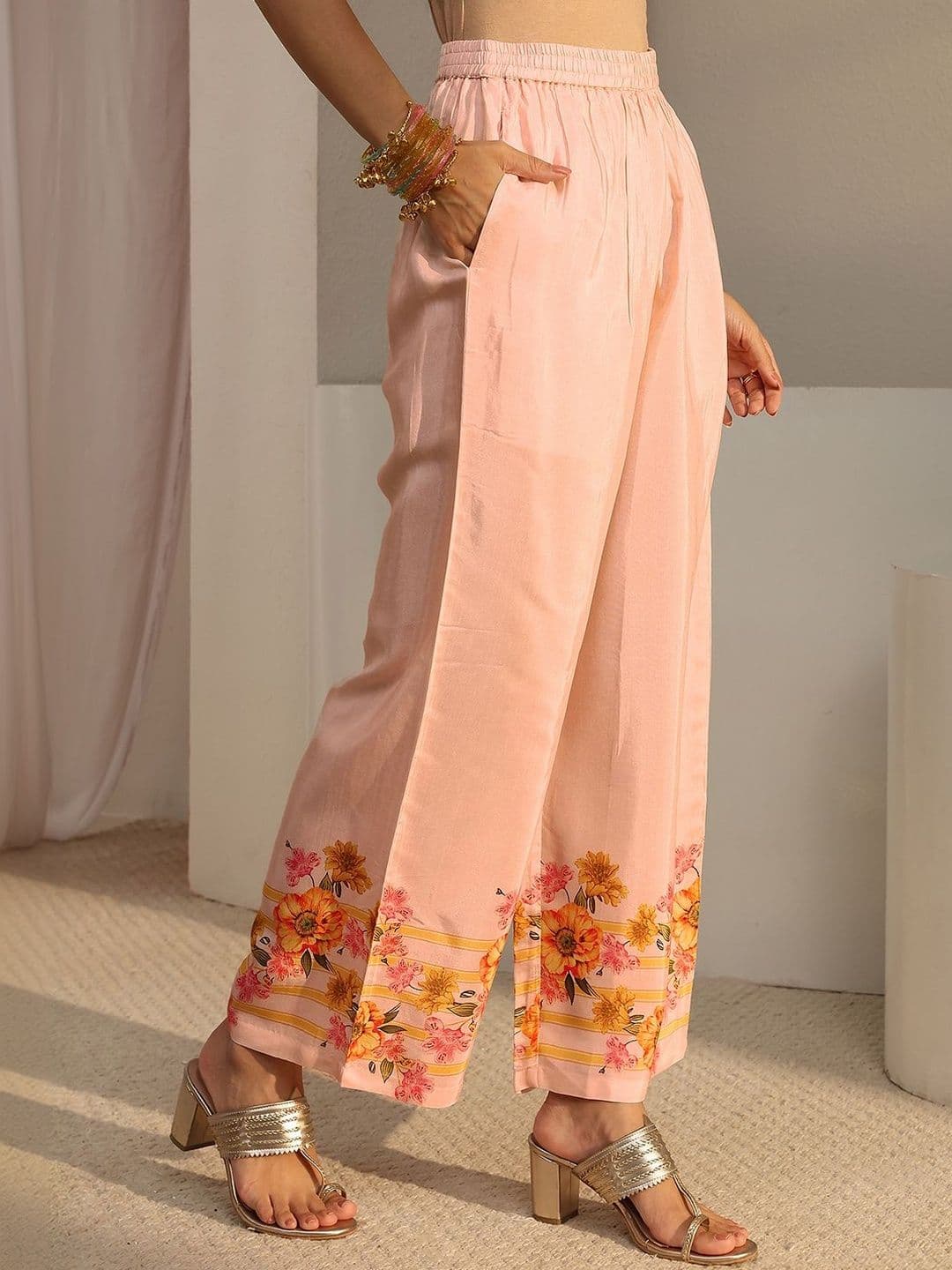 Libas Peach Floral Printed Straight Kurta Set thumbnail 2