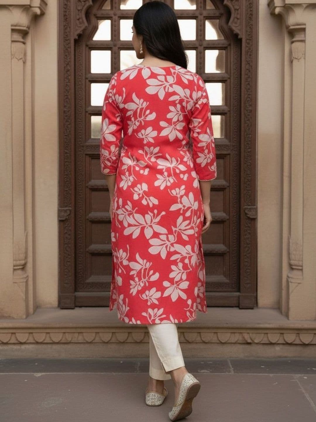 Sa Rasa Women Floral Printed Thread Work Floral Kurta thumbnail 4