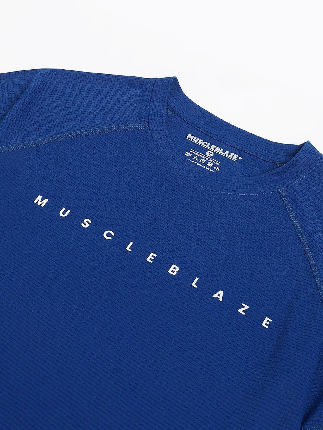 MuscleBlaze Unisex Brand Logo Printed Round Neck Compression T-shirt thumbnail 7