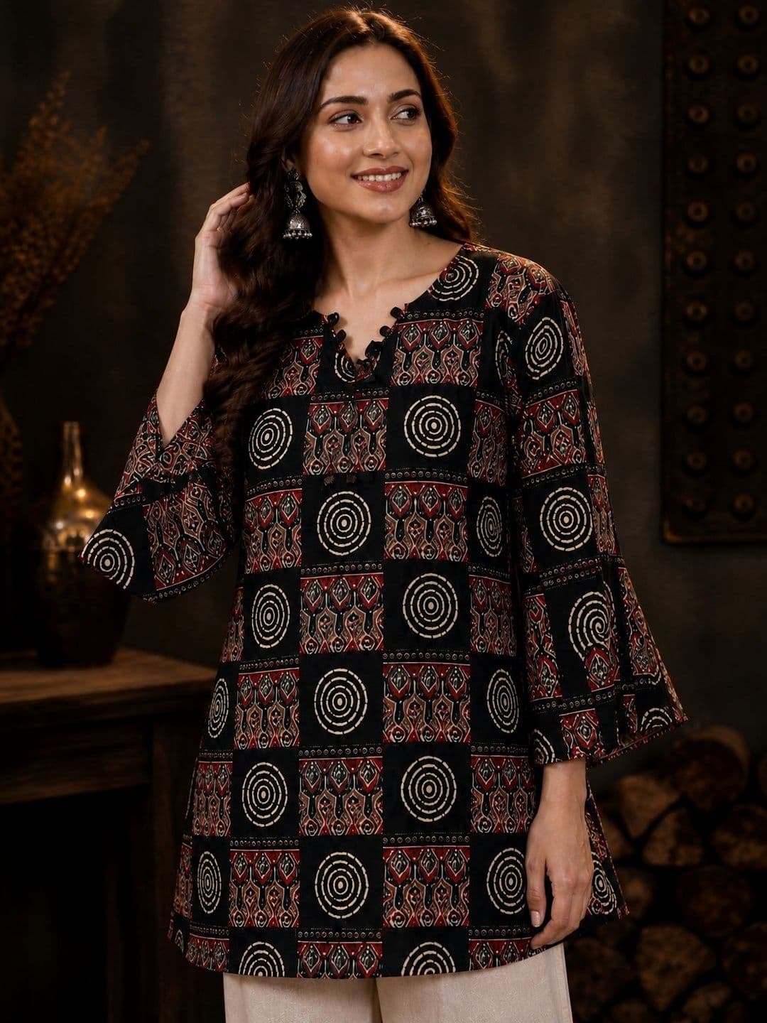 VICITRA Ethnic Motifs Printed V-Neck Flared Sleeves Pure Cotton Kurti - view 1