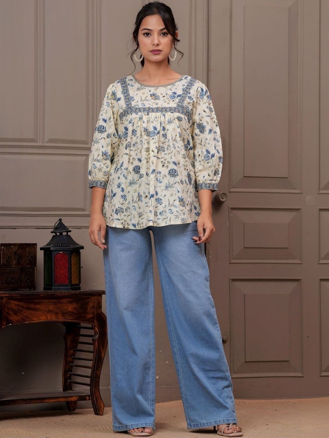 Sangria Floral Printed Pure Cotton Round Neck Straight Kurtis thumbnail 6
