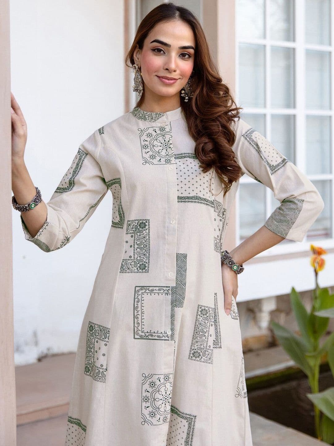 SKYLEE Printed Beige Cotton Blend Co Ords for Women thumbnail 7