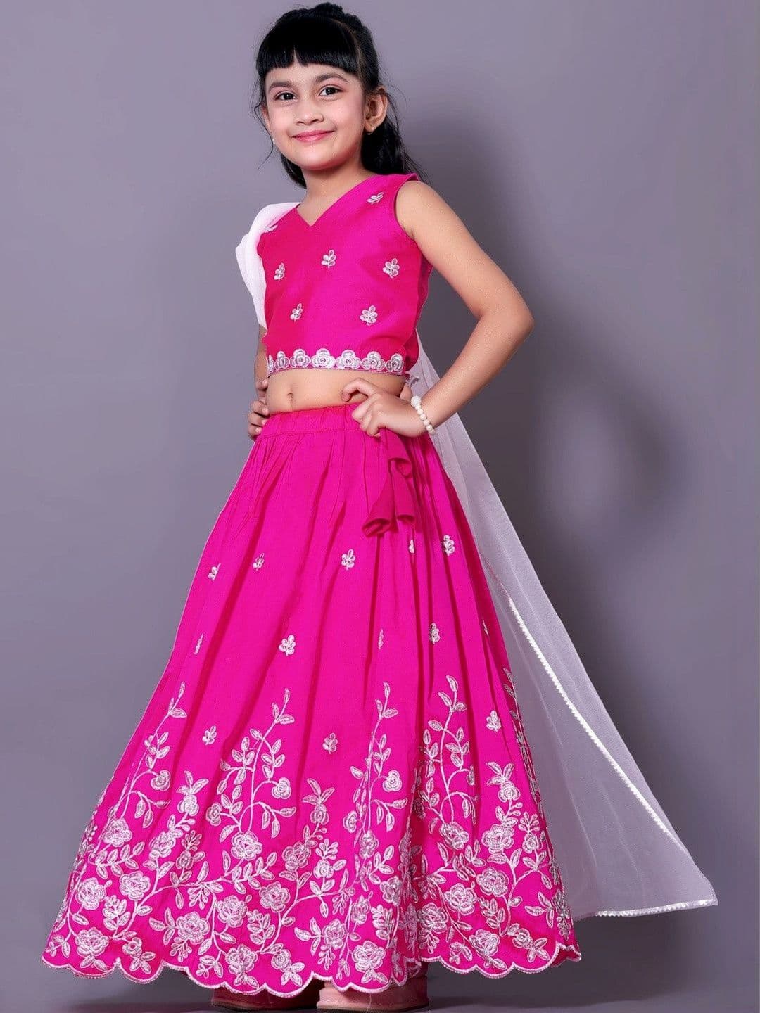 RJ ONLINE Girls Embellished Thread Work Tie and Dye Ready to Wear Lehenga & Blouse With Dupatta thumbnail 3