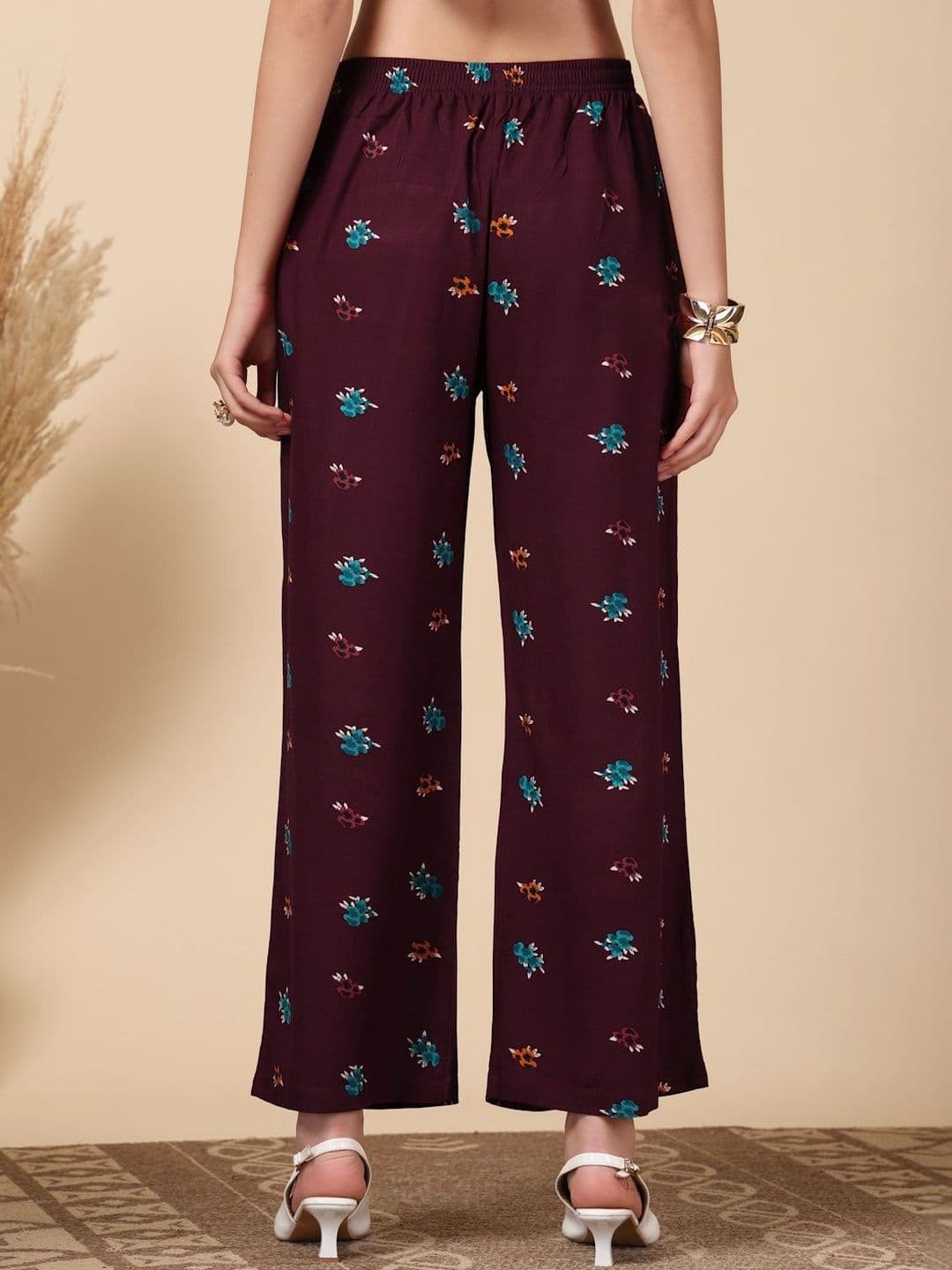 KLOTTHE Women Printed Pure Cotton Straight Palazzos thumbnail 2