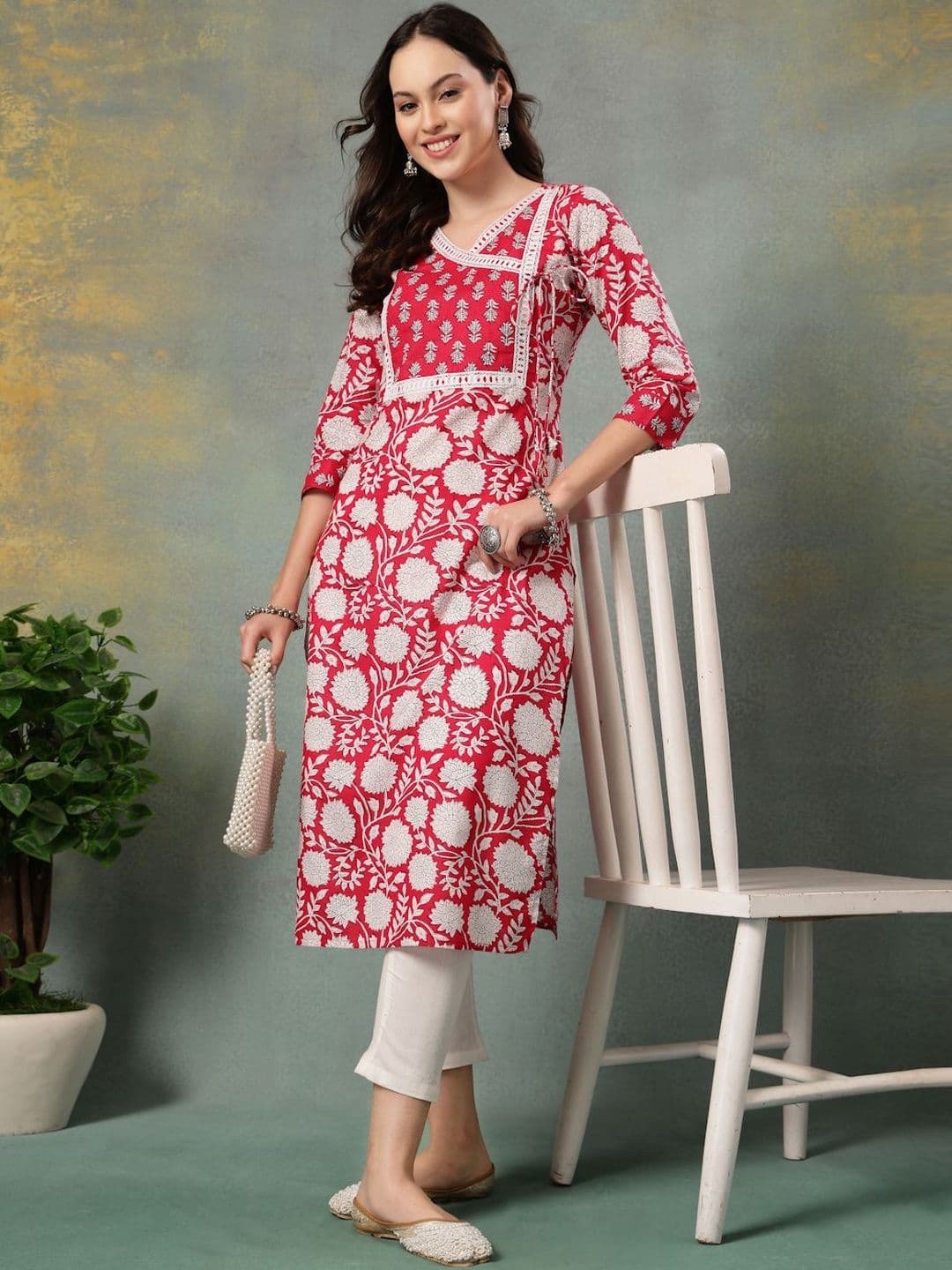 SEVEN FLOWER Women Floral Printed Kurta thumbnail 3