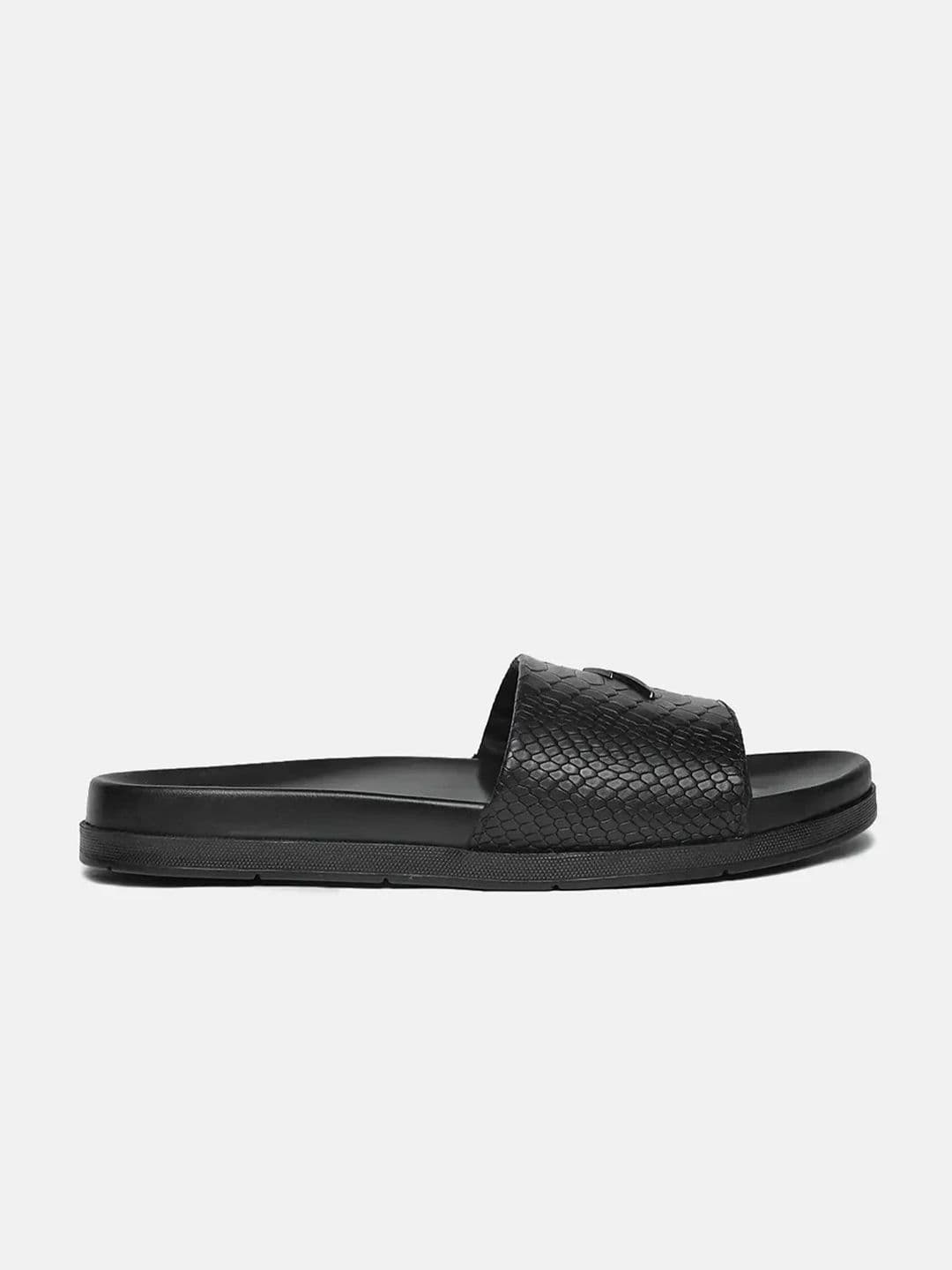 ZEESH Men Self Design Obsidian Leather Sliders Flip Flops thumbnail 7