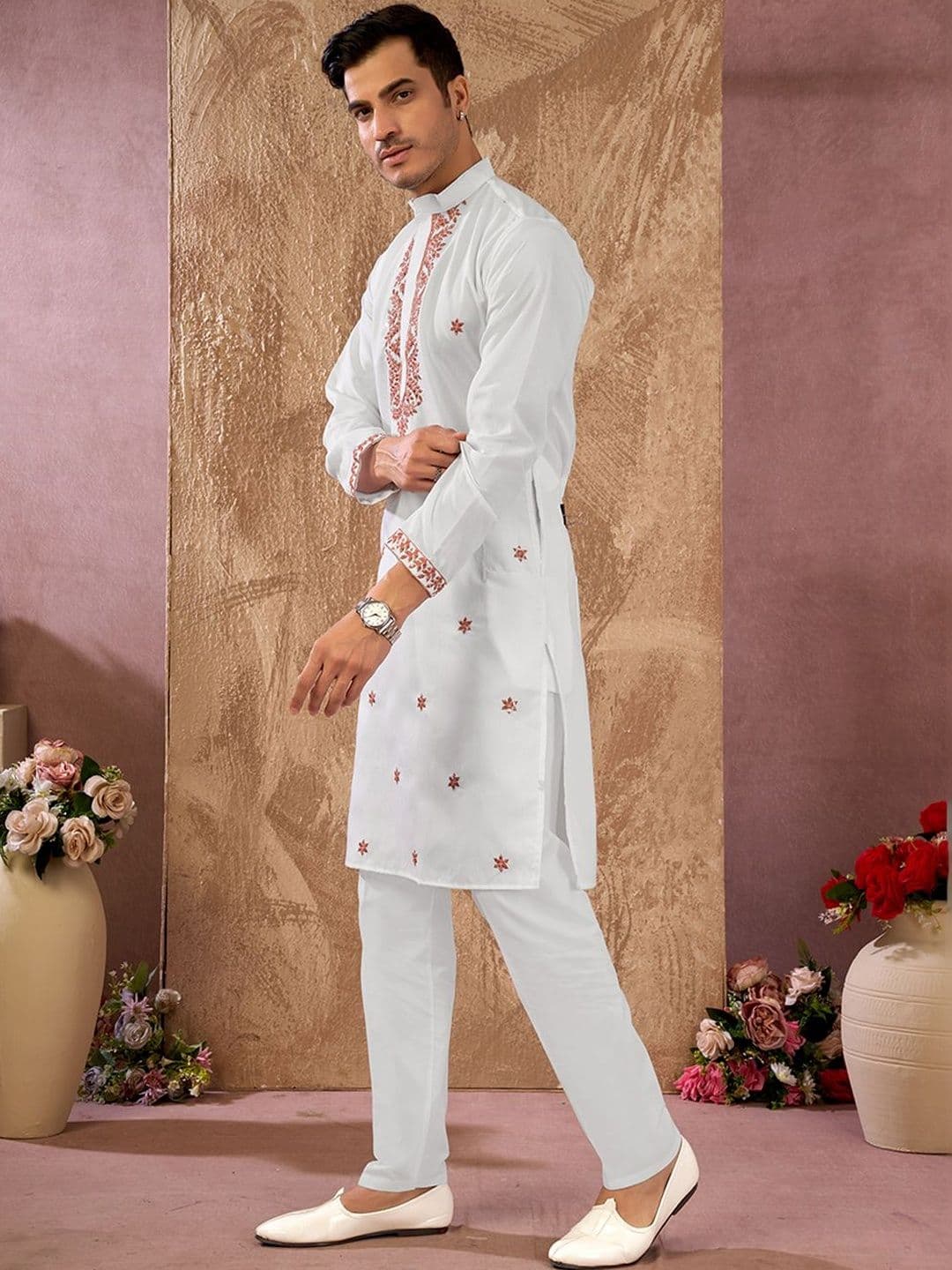 House of Pataudi Embroidered Cotton Mandarin Collar Knee Length Straight Kurta thumbnail 6