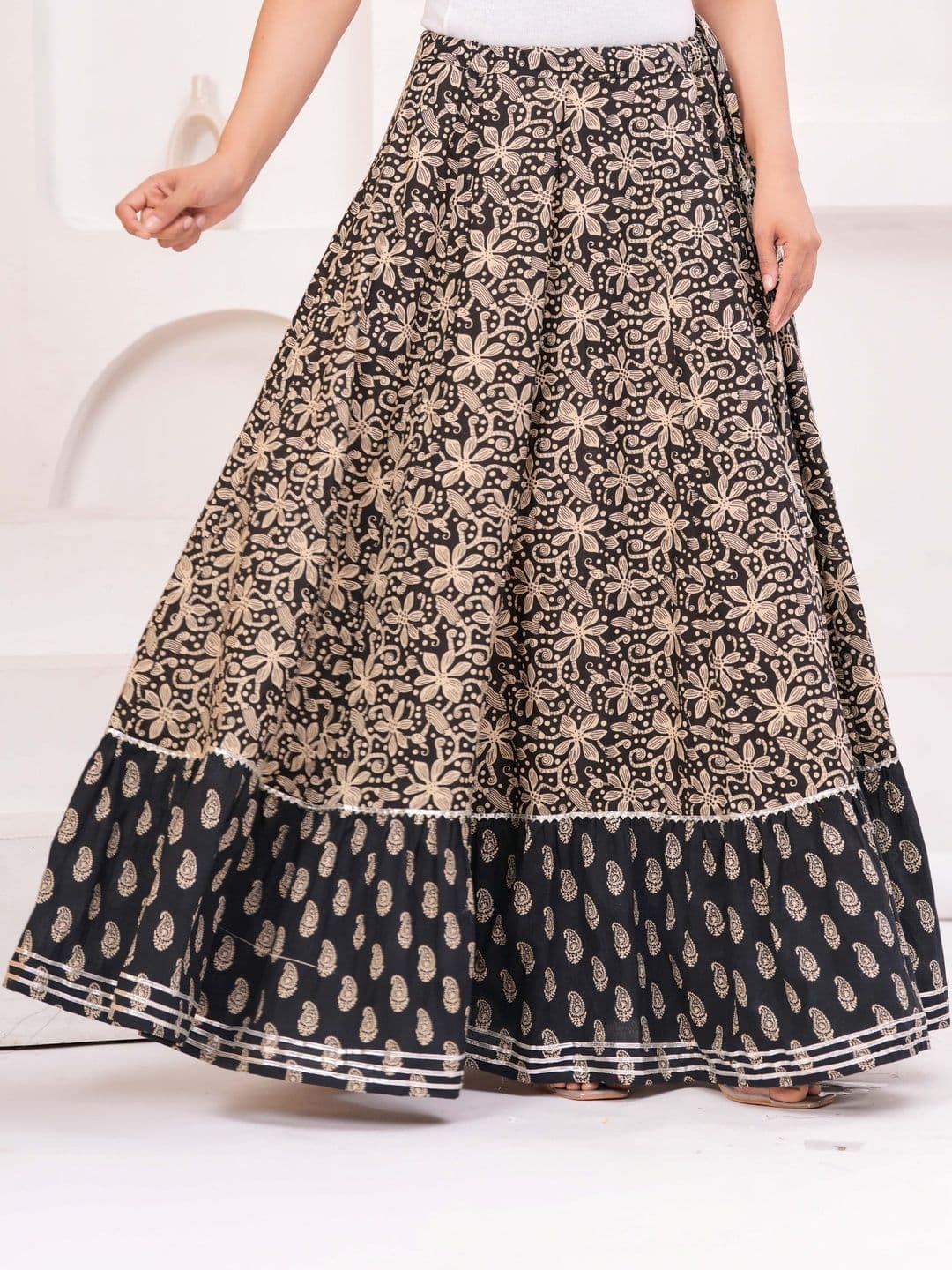 Sangria Women Floral Maxi Flared Skirt thumbnail 2