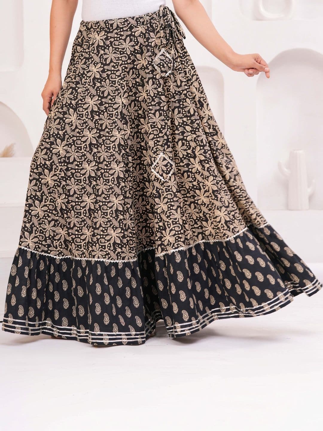 Sangria Women Floral Maxi Flared Skirt thumbnail 3