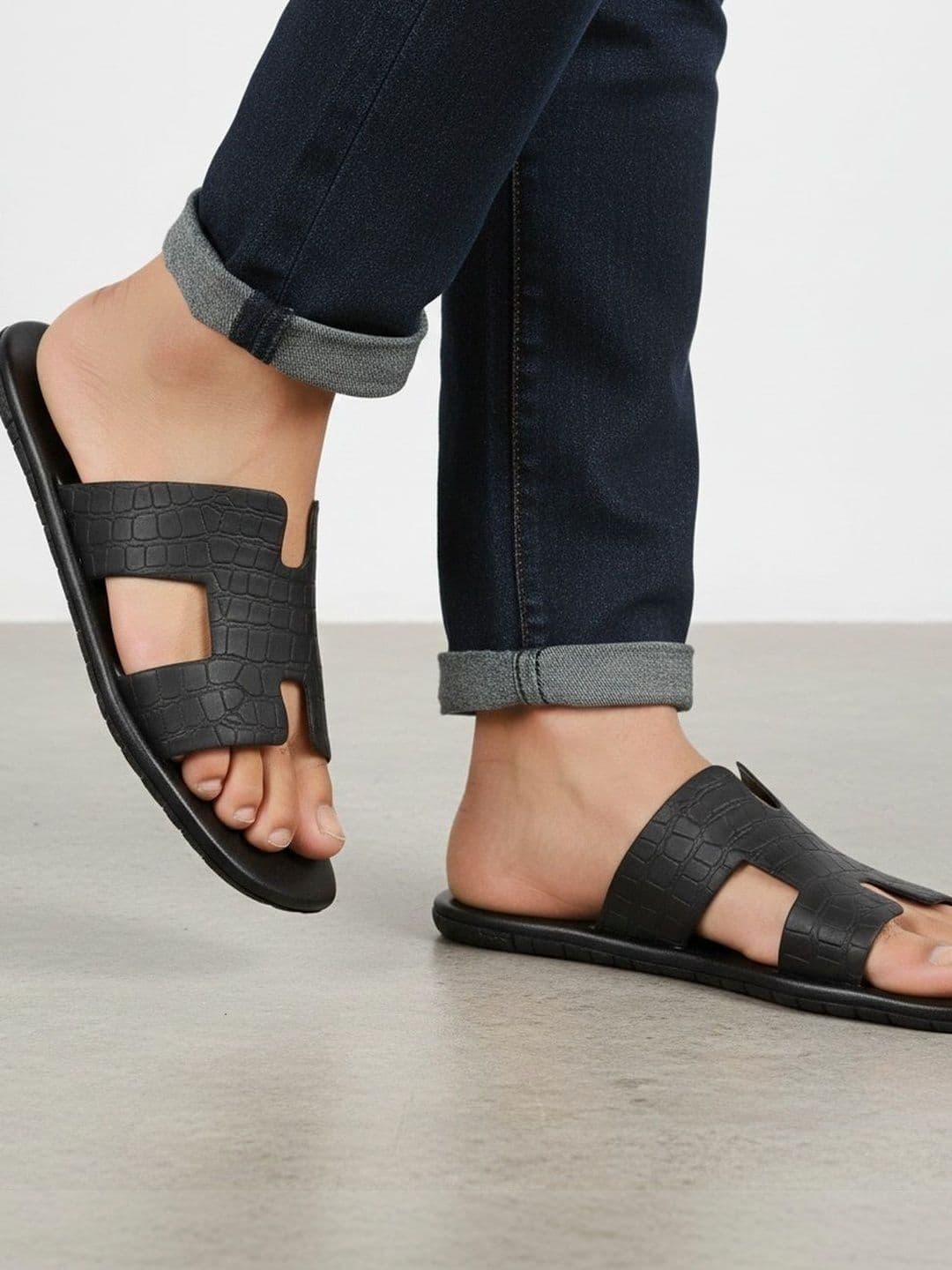 Prolific Men Slip-On Flip Flops - view 1