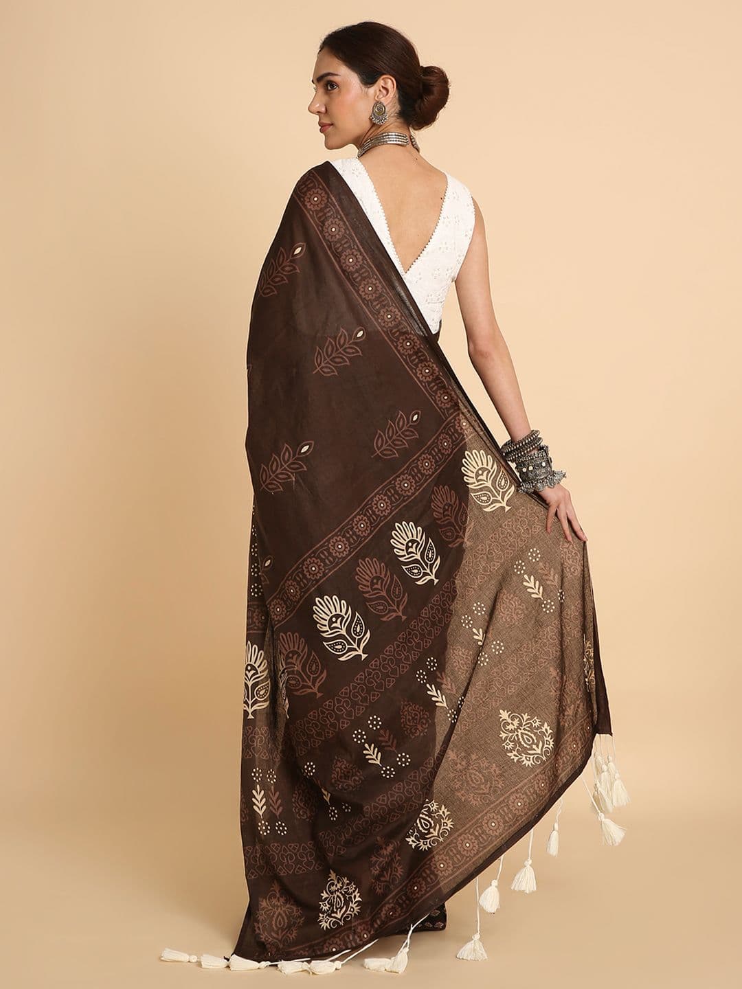 RATAN Women Cotton 1 Minute Pre Draped Saree With Unstitched Blouse Piece And Pocket Saree thumbnail 2