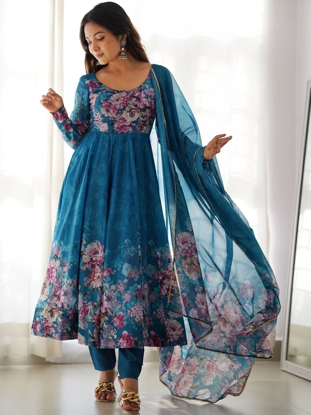 HERE&NOW Women Floral Printed Regular Kurta with Trousers & With Dupatta - view 1